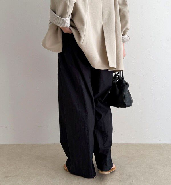 fredy emue「コットンナイロンタックギャザーパンツ」|チノ|