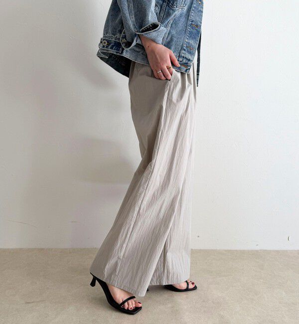 fredy emue「コットンナイロンタックギャザーパンツ」|チノ|