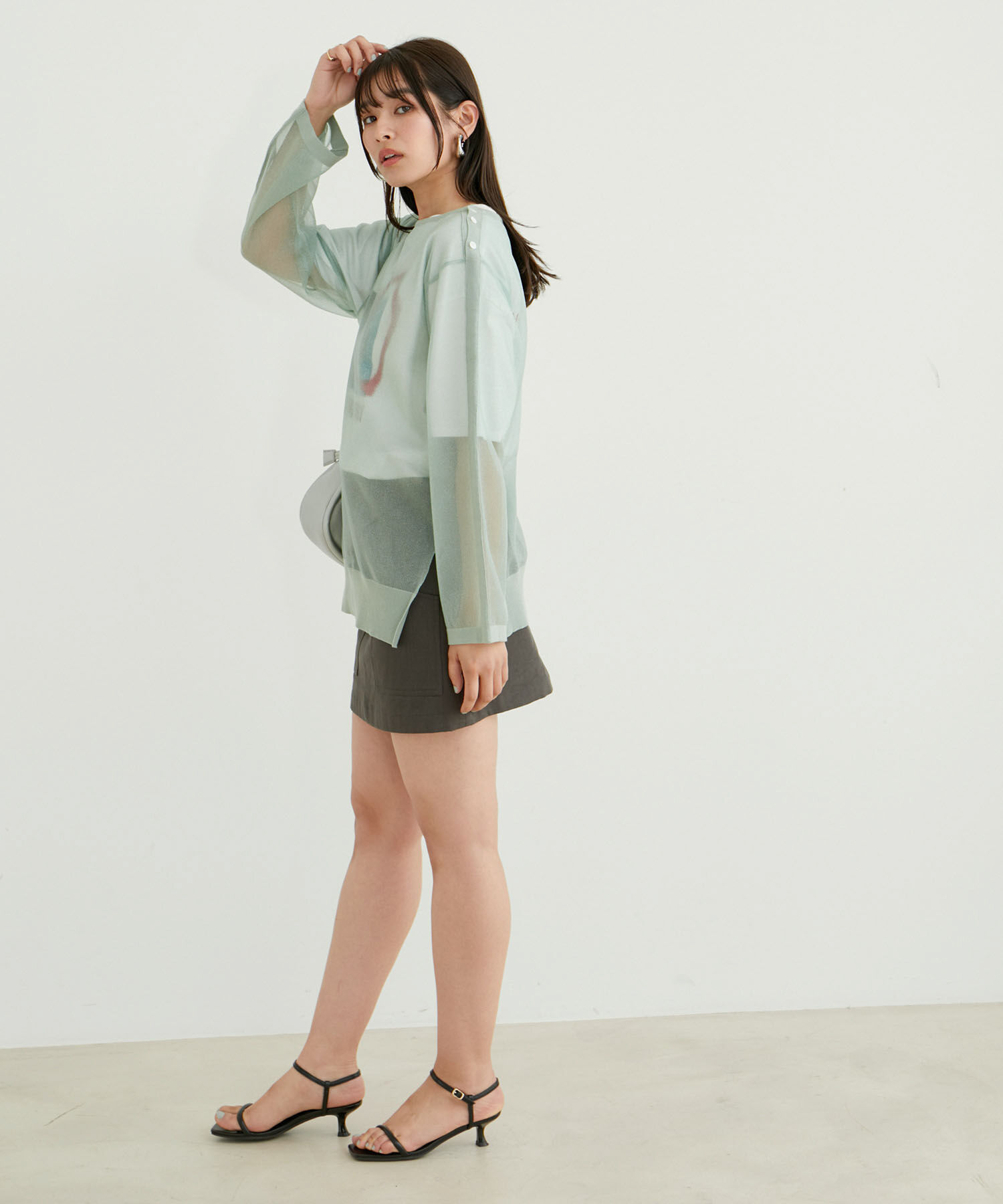 VIS「ショルダーラインシアーニットプルオーバー」|シャツ・ブラウス|