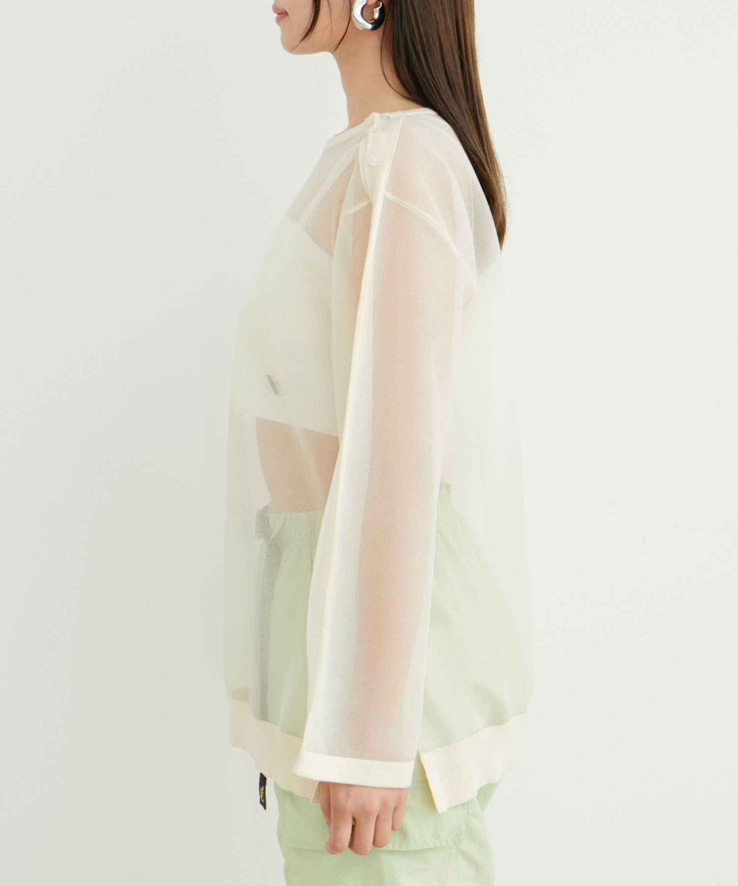 VIS「ショルダーラインシアーニットプルオーバー」|シャツ・ブラウス|