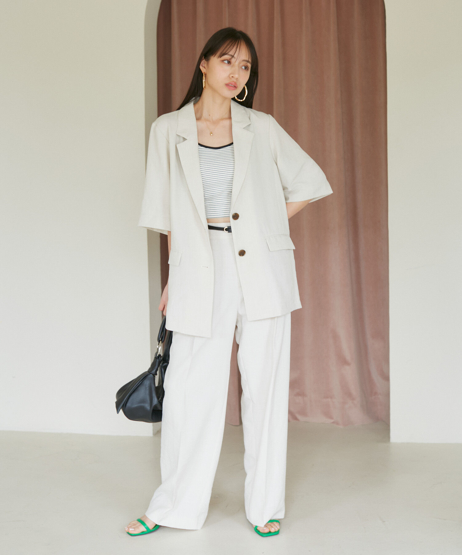 VIS「【洗える】ダブルストラップ短丈カップ付きキャミソール」|キャミソール|