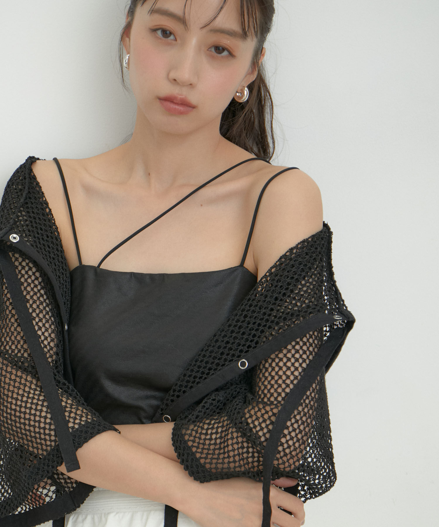 VIS「【洗える】箔プリントカップ付きキャミソール」|キャミソール|