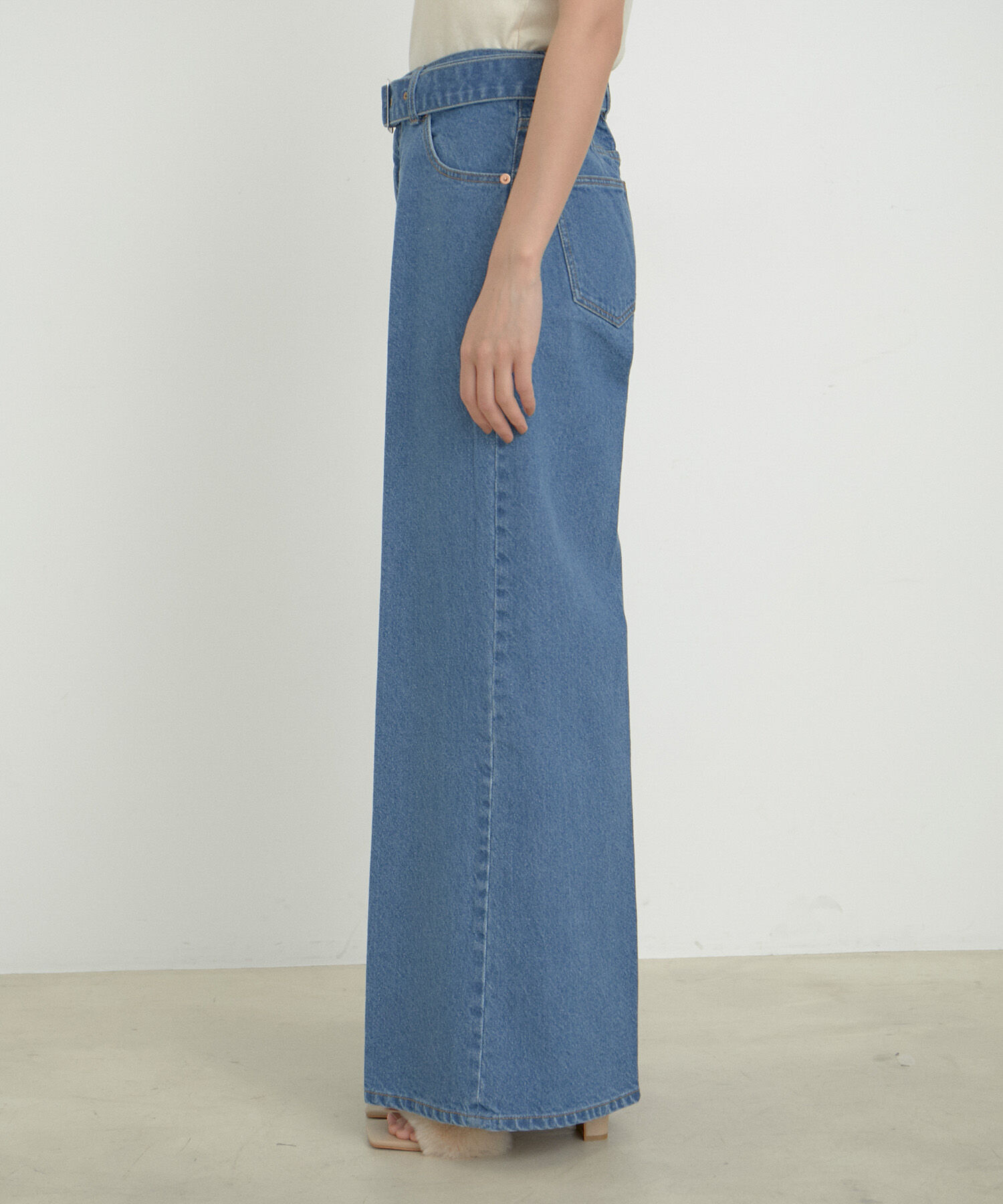 VIS「【洗える】センタープレスワイドデニム」|デニム|