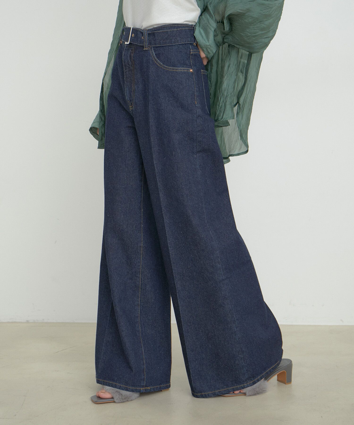 VIS「【洗える】センタープレスワイドデニム」|デニム|