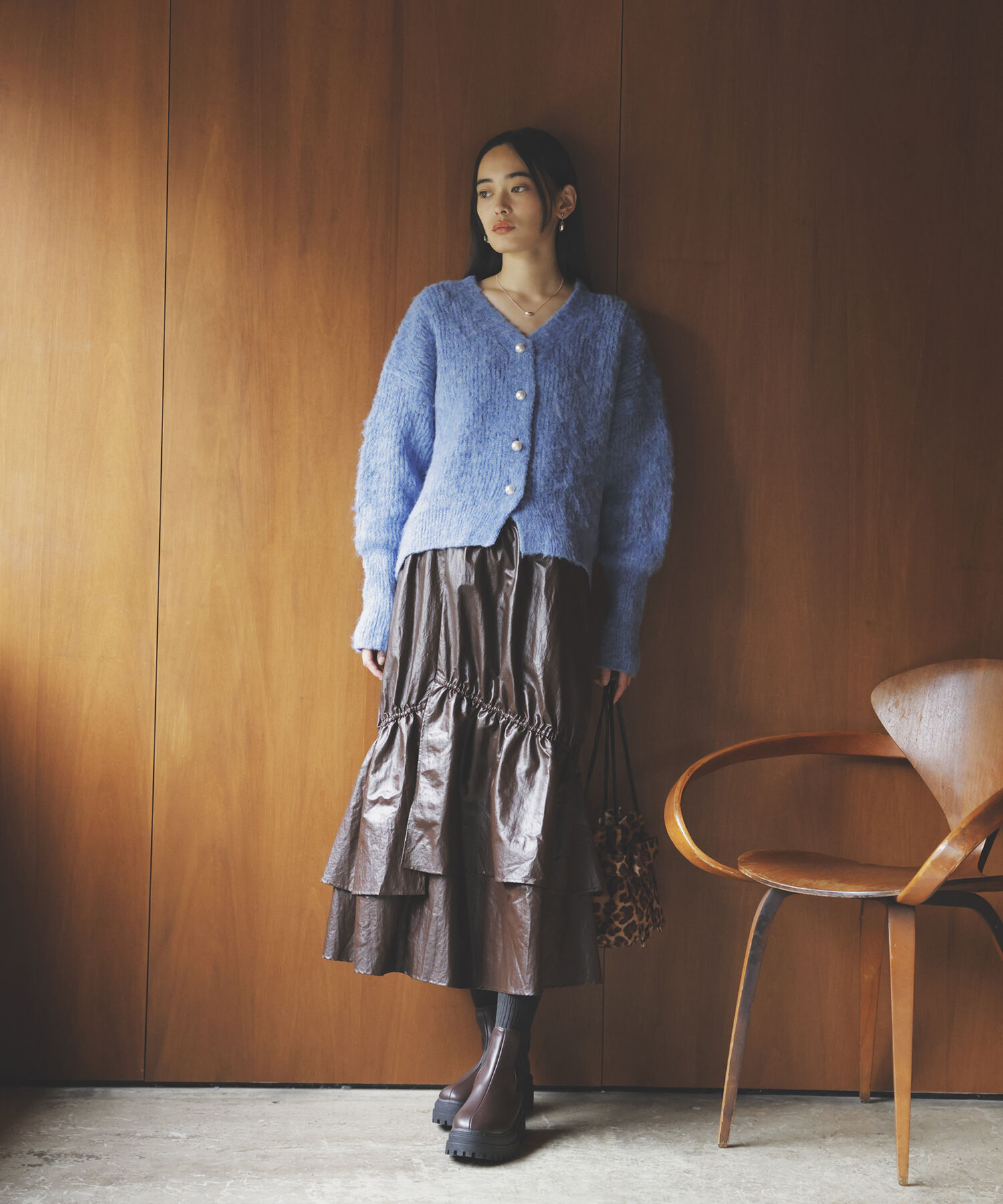 VIS「パールボタンVネック片畦ニットカーディガン」|カーディガン|