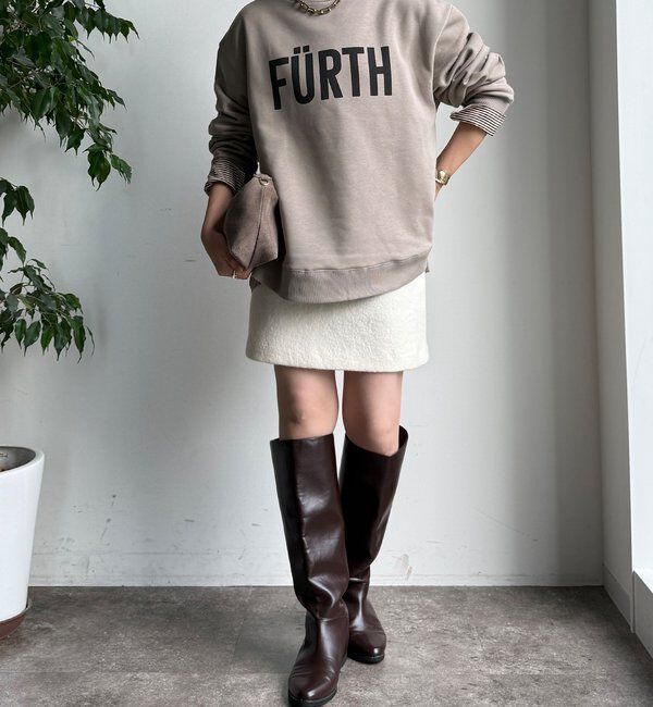  「【WEB限定】裏起毛ヘムラインロゴトップス」|Tシャツ・カットソー|