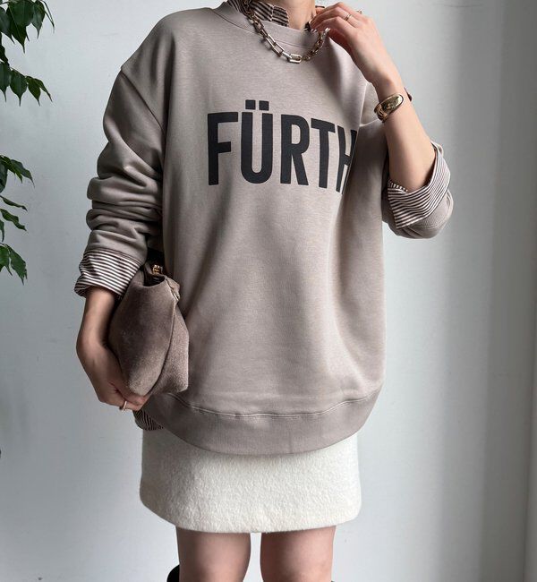  「【WEB限定】裏起毛ヘムラインロゴトップス」|Tシャツ・カットソー|