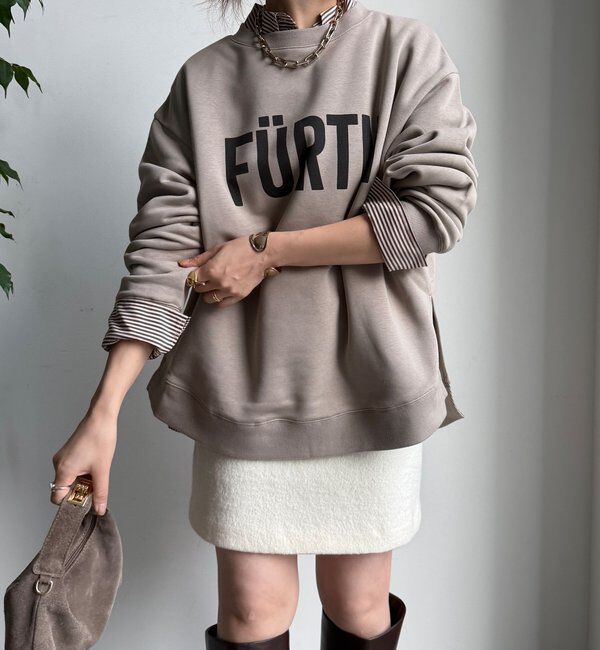  「【WEB限定】裏起毛ヘムラインロゴトップス」|Tシャツ・カットソー|