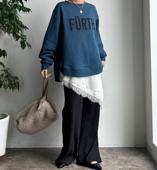  「【WEB限定】裏起毛ヘムラインロゴトップス」|Tシャツ・カットソー|