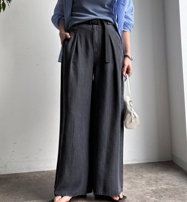  「ベルト付リヨセルデニムパンツ」|デニム|