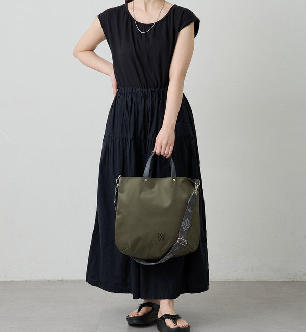  「《WEB限定》スリム2WAYトートバッグ <クラウズナイロン>」|トートバッグ|