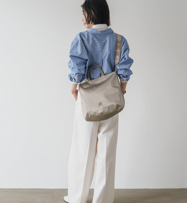  「《WEB限定》スリム2WAYトートバッグ <クラウズナイロン>」|トートバッグ|