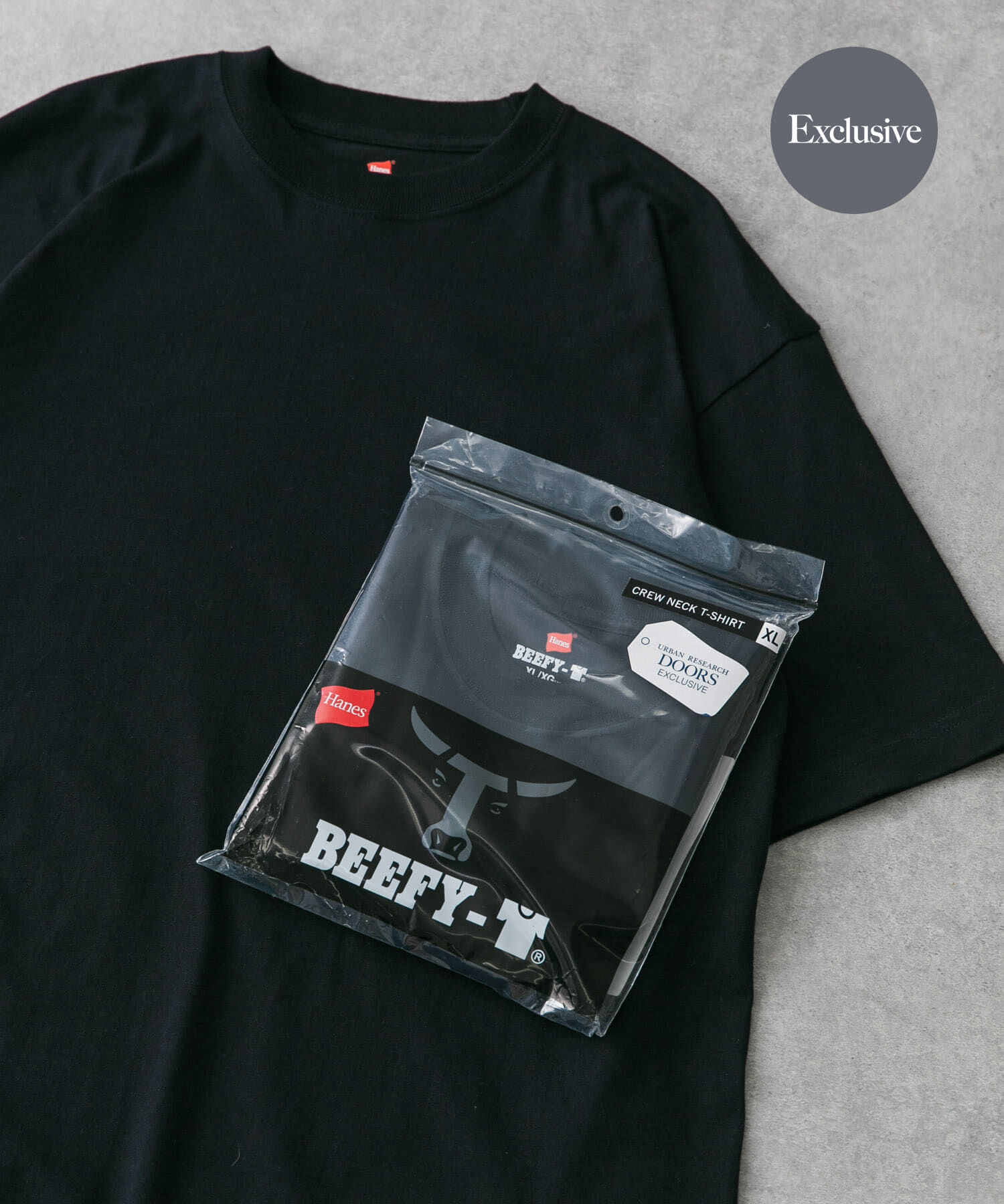 URBAN RESEARCH DOORS「『別注』Hanes&times;DOORS　BEEFY-T DOORS FIT Short-Sleeve」|Tシャツ・カットソー|ブラック