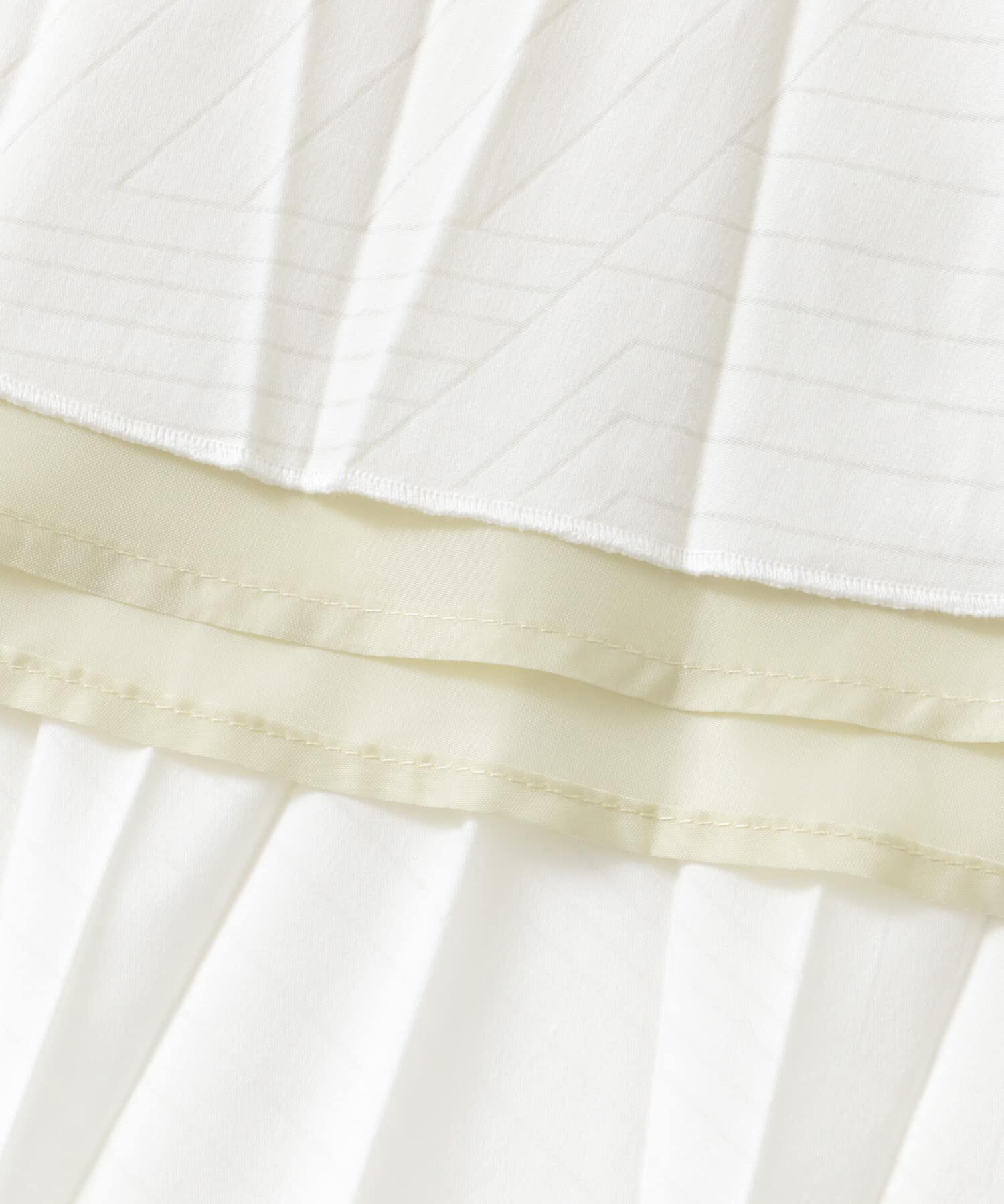 URBAN RESEARCH DOORS「オパール加工変形プリーツスカート」|スカート|