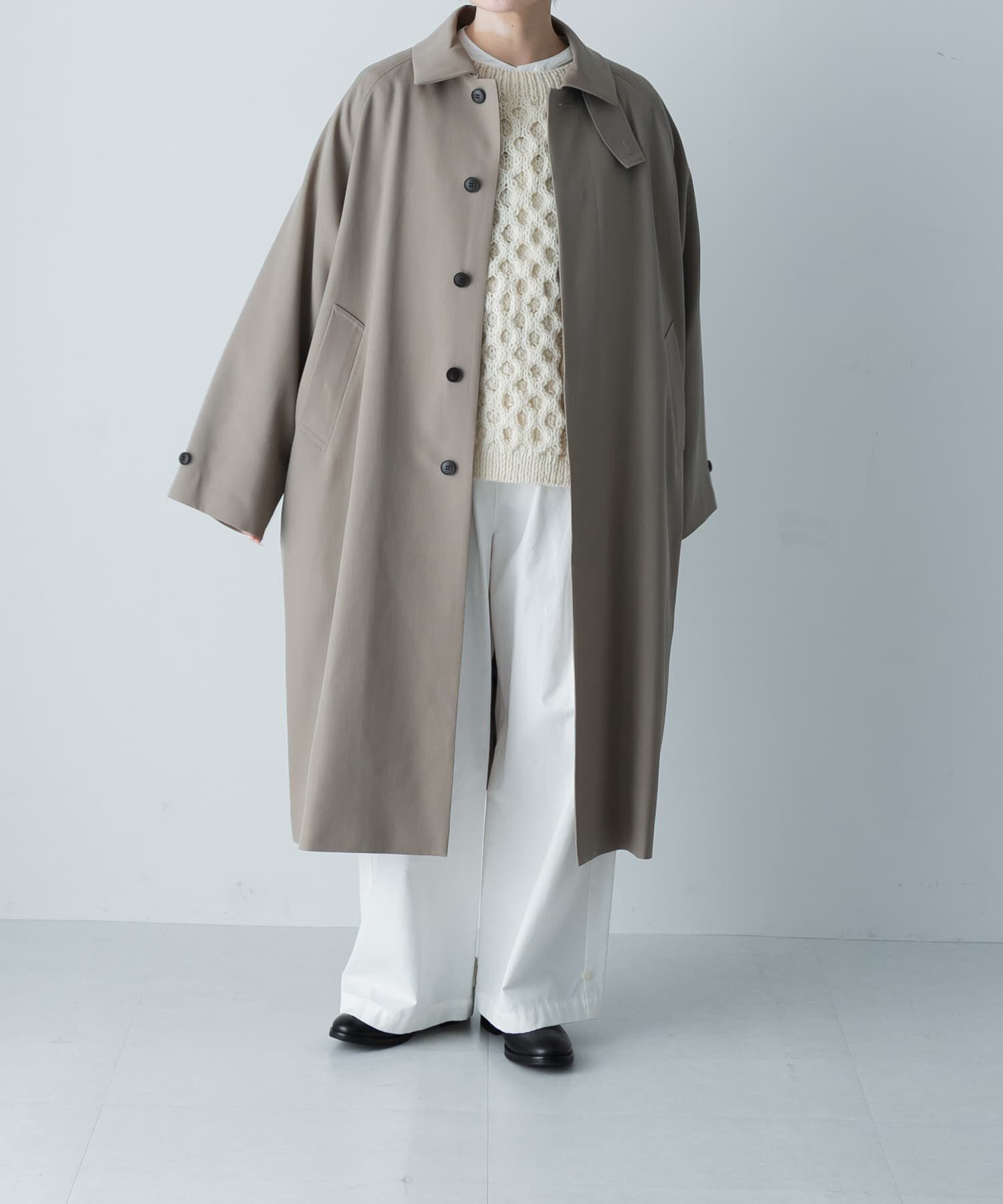 かぐれ「ウーステッドウールコート」|ノーカラーコート|