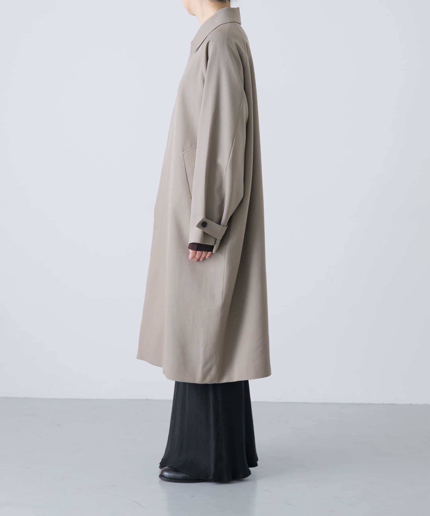 かぐれ「ウーステッドウールコート」|ノーカラーコート|