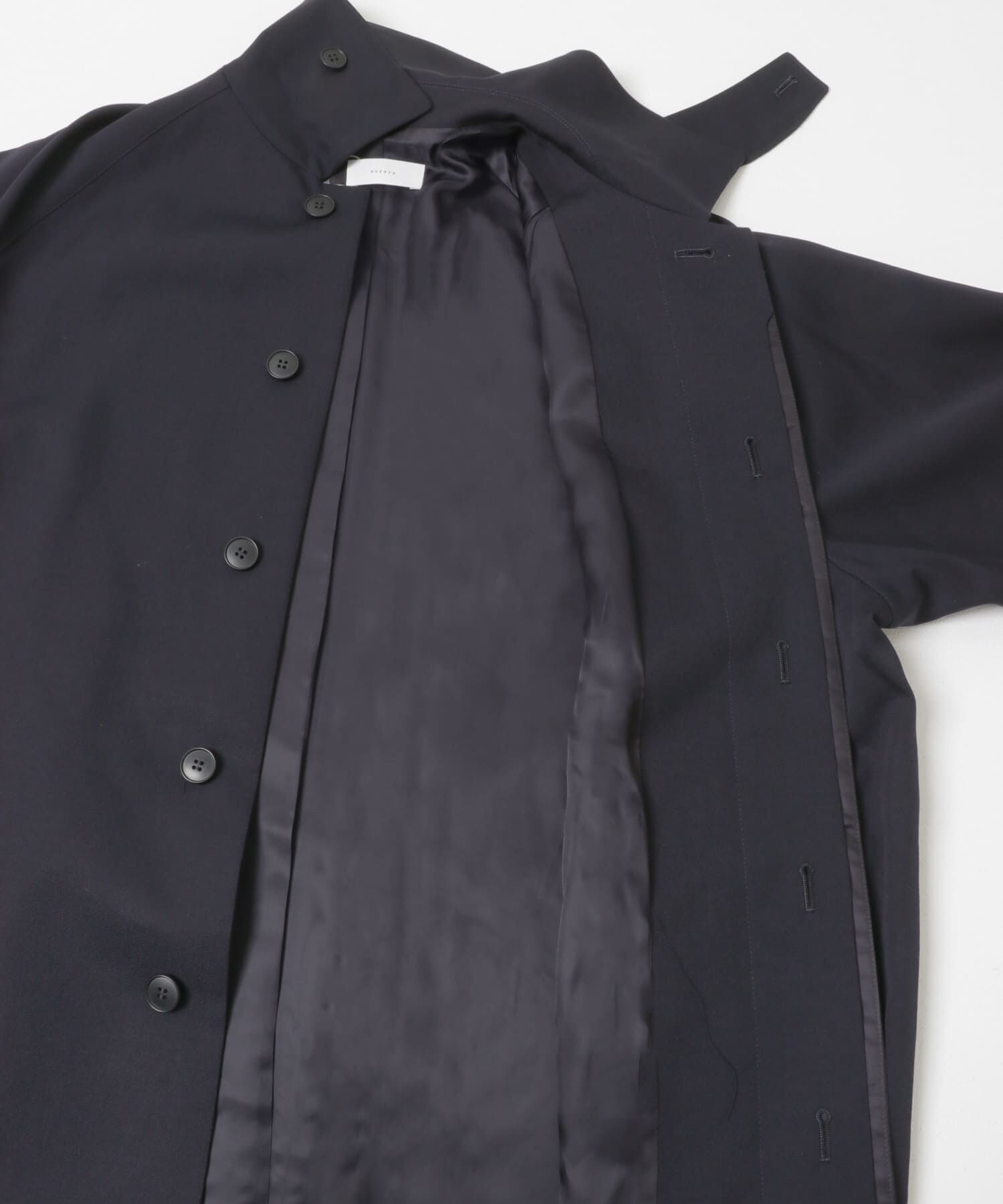 かぐれ「ウーステッドウールコート」|ノーカラーコート|