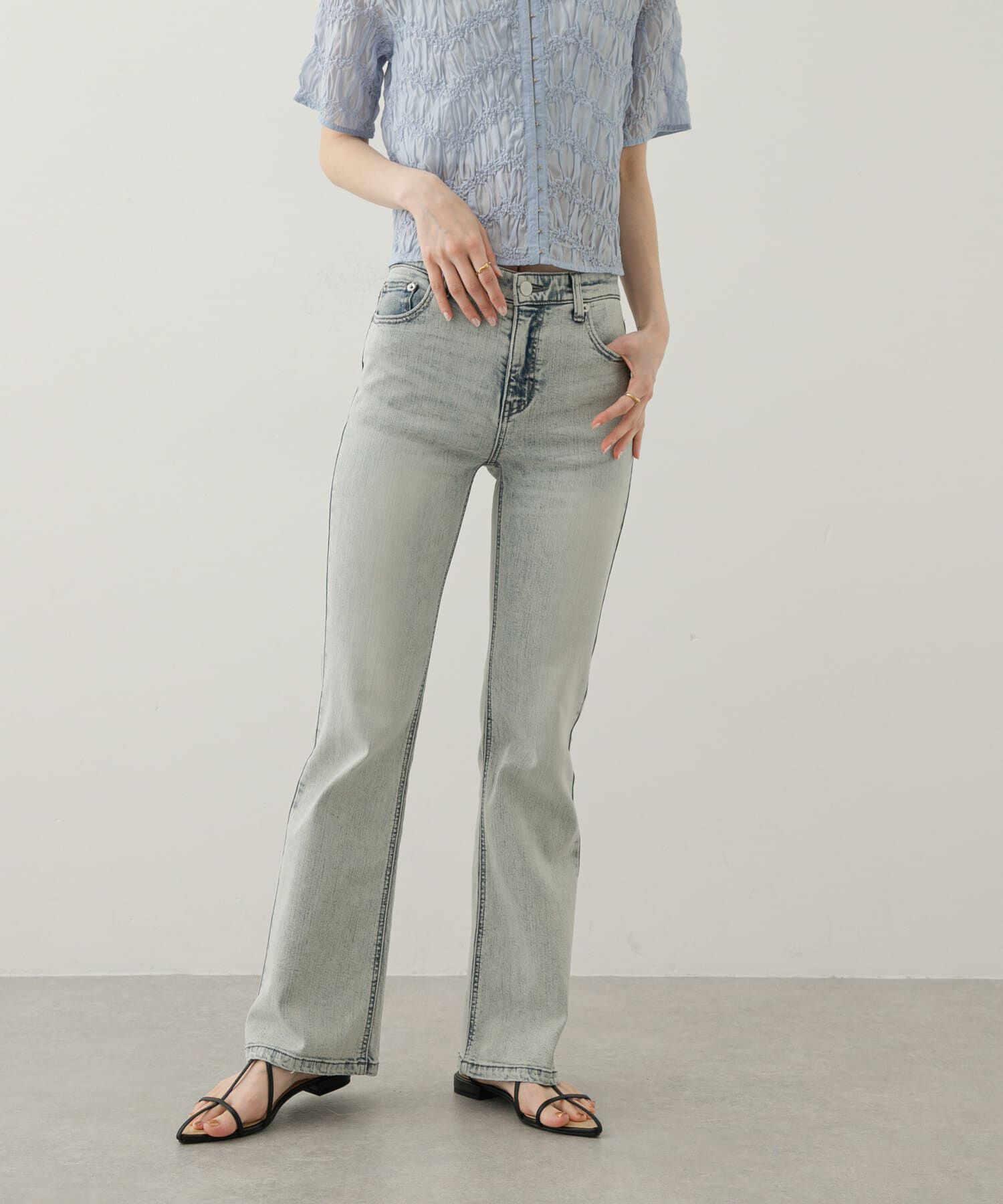 SENSE OF PLACE by URBAN RESEARCH「ローライズフレアデニムパンツ」|デニム|