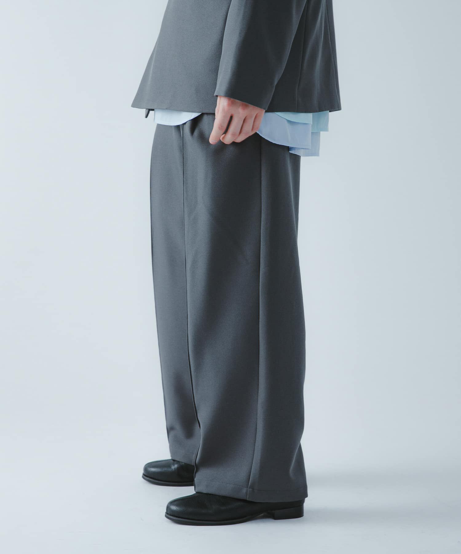 SENSE OF PLACE by URBAN RESEARCH「『撥水/防花粉』SKIN Proofタックワイドパンツ」|その他|ブルー