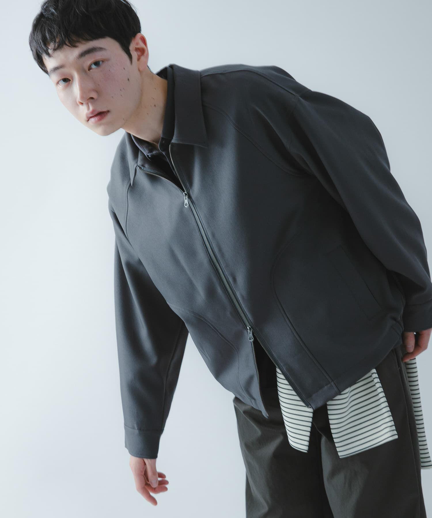 SENSE OF PLACE by URBAN RESEARCH「『撥水/防花粉』SKIN Proofジップブルゾン」|ブルゾン・スタジャン|ブルー