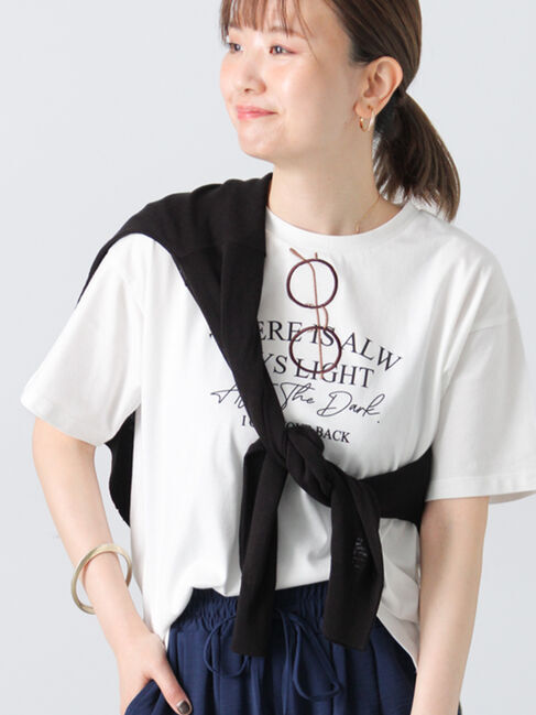 Lugnoncure「メガネ刺繍Tシャツ」|Tシャツ・カットソー|オフホワイト