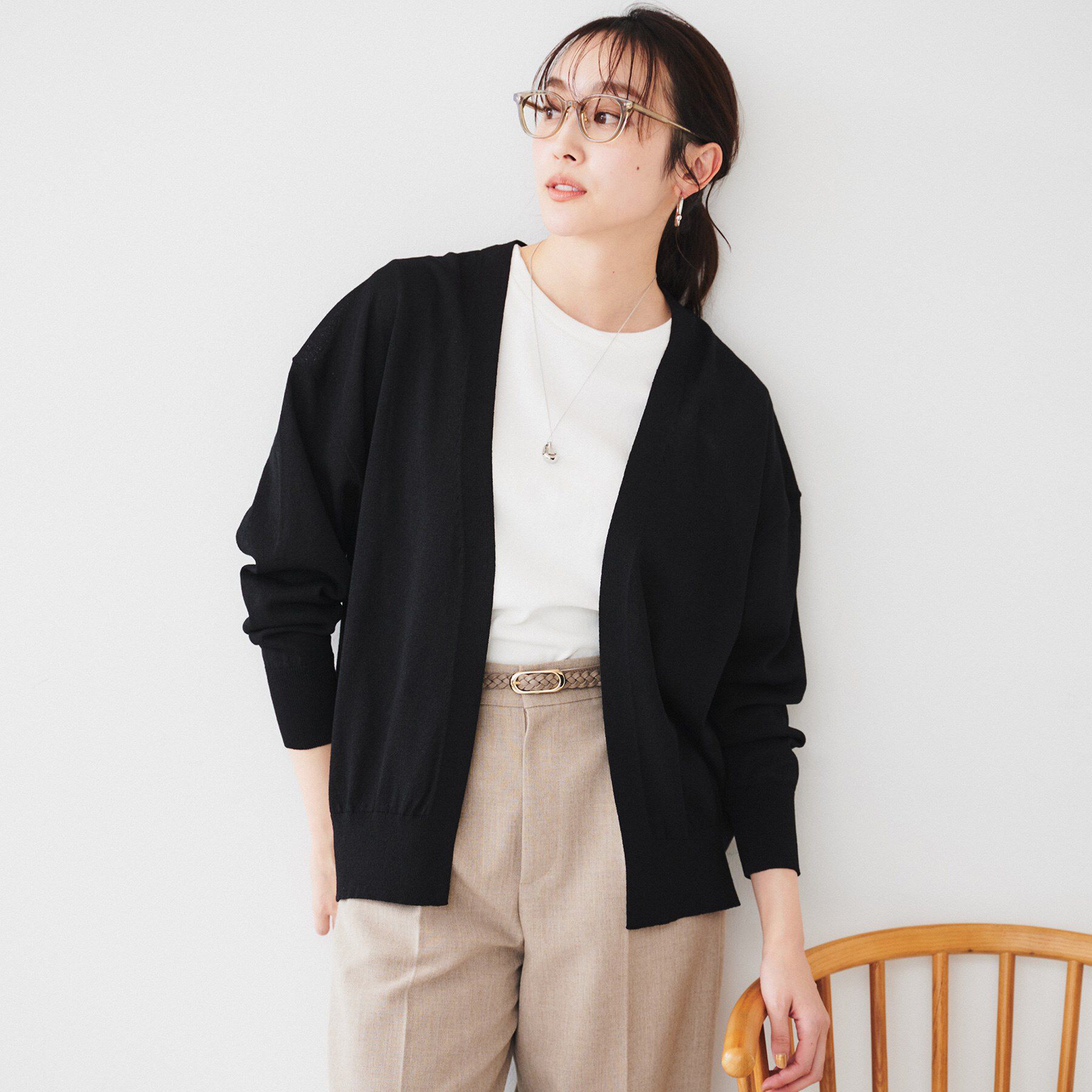 UNTITLED「【体型カバー/通勤/冷房対策】釦レスカーディガン」|カーディガン|ブラック(019)