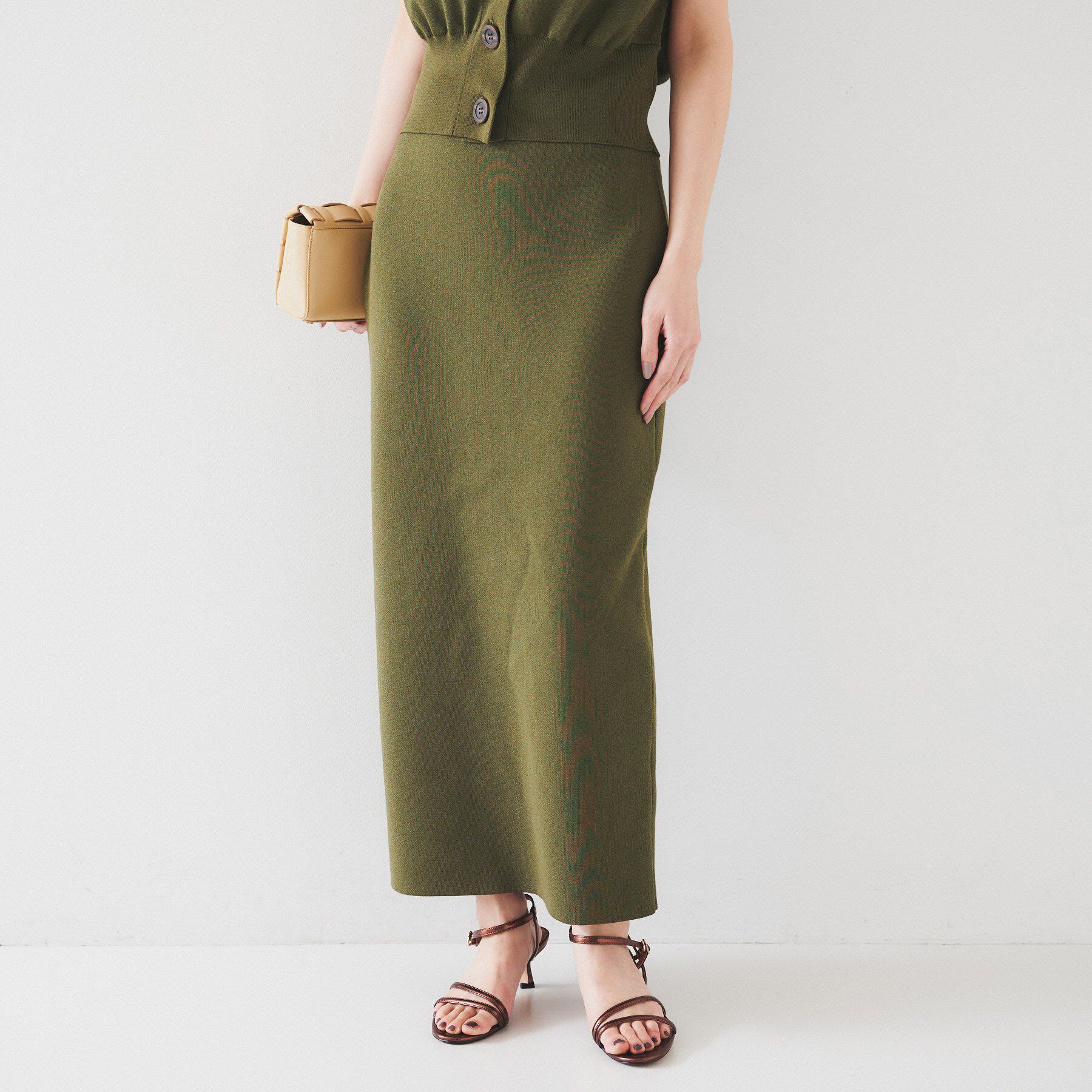 UNTITLED「【セットアップ可能】ペンシルニットスカート」|スカート|オリーブグリーン(0