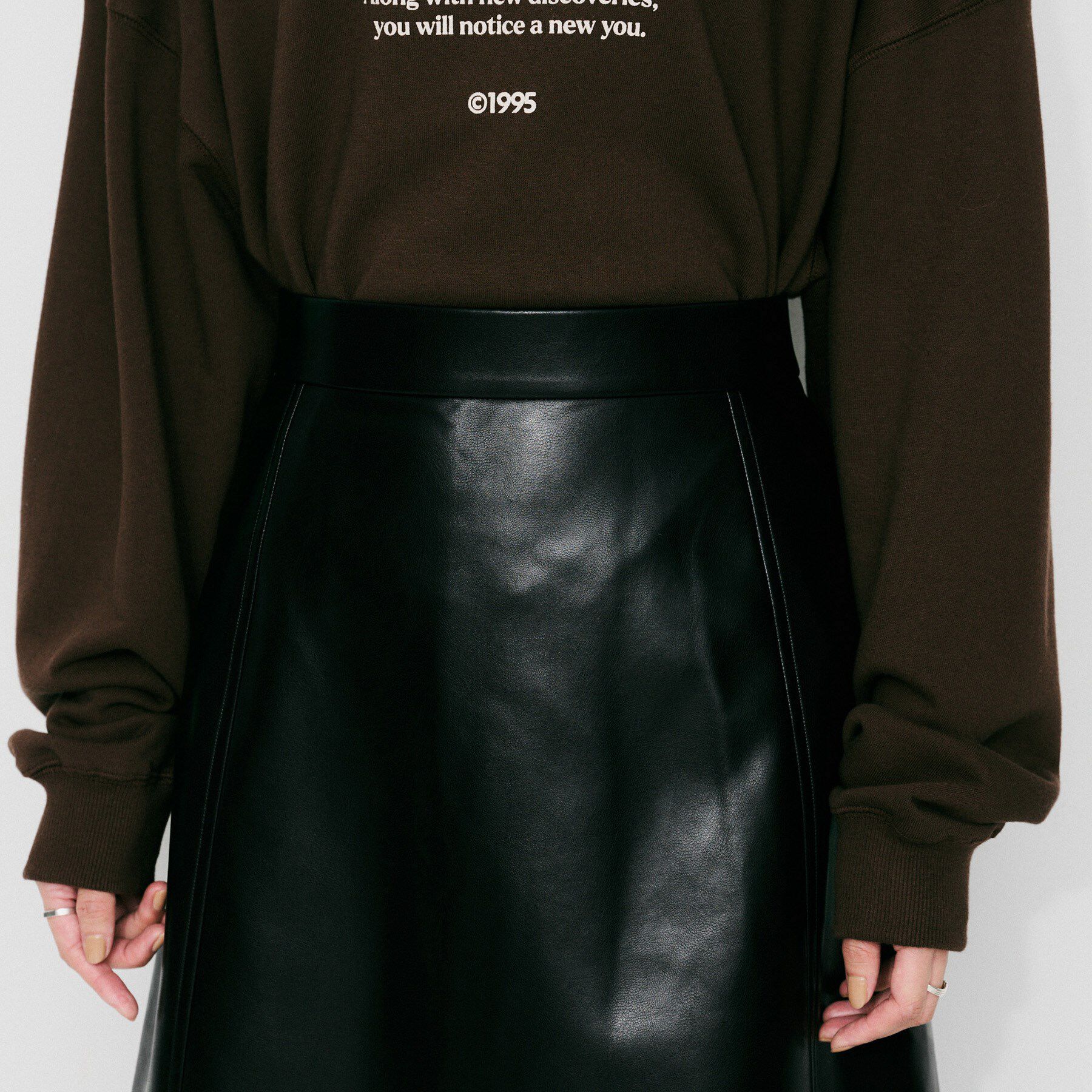 UNTITLED「【MARILYN MOON】レザー調スカート」|スカート|