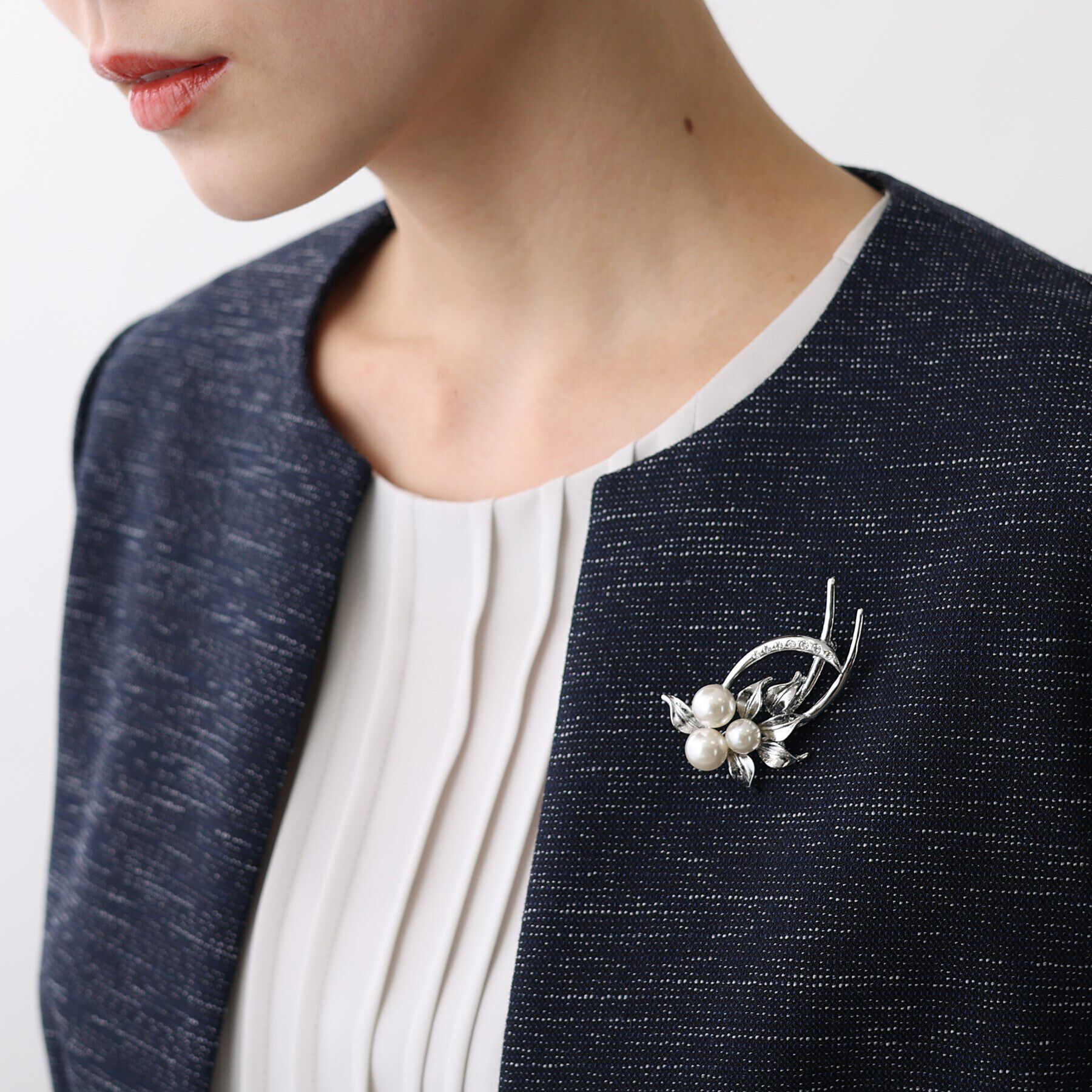 INDIVI「セレモニーブローチ」|ブローチ・コサージュ|