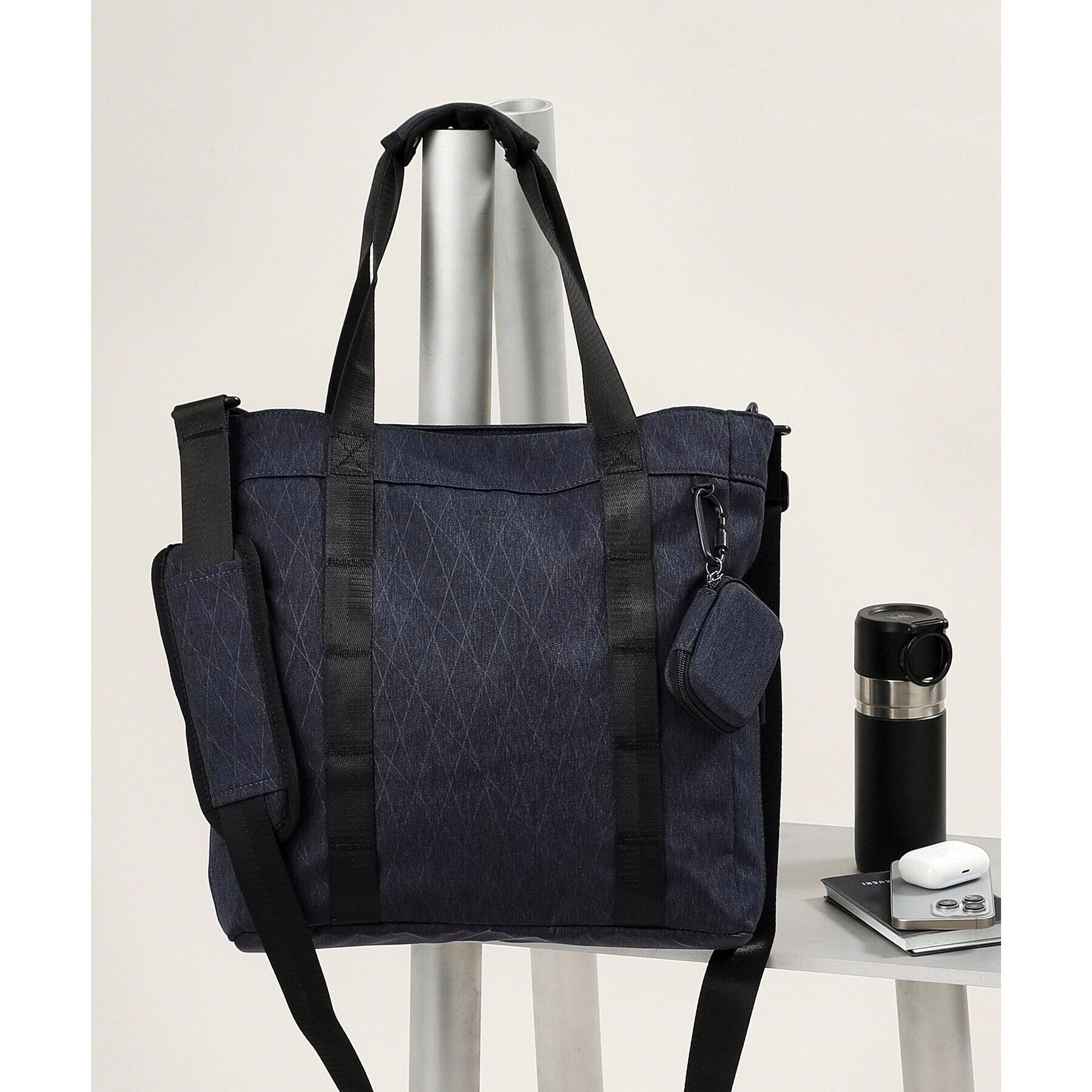 TAKEO KIKUCHI「【多機能・軽量】2WAY シャドーライン トートバッグ」|トートバッグ|ネイビー(094)