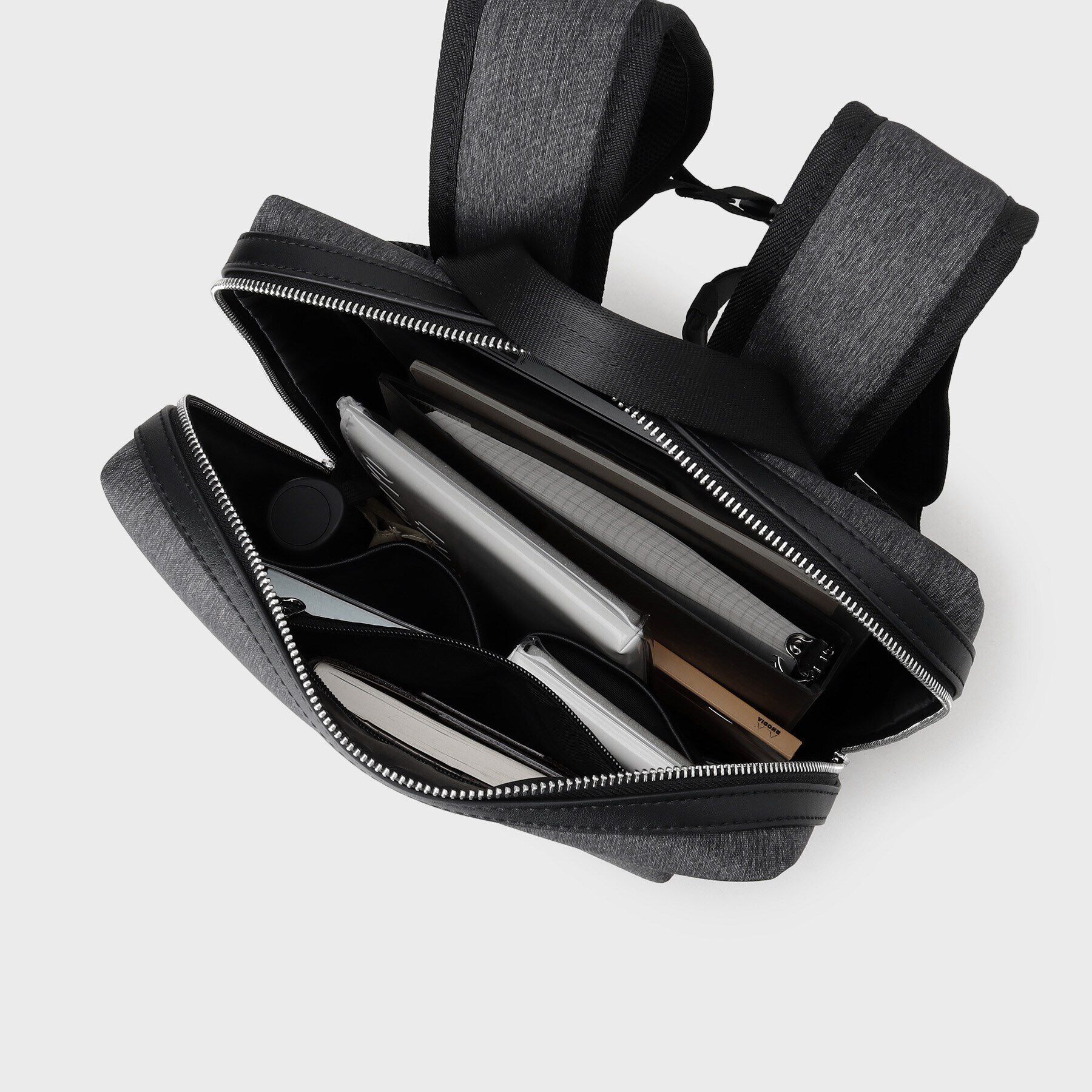 TAKEO KIKUCHI「ヘアラインスリム リュック」|リュック|