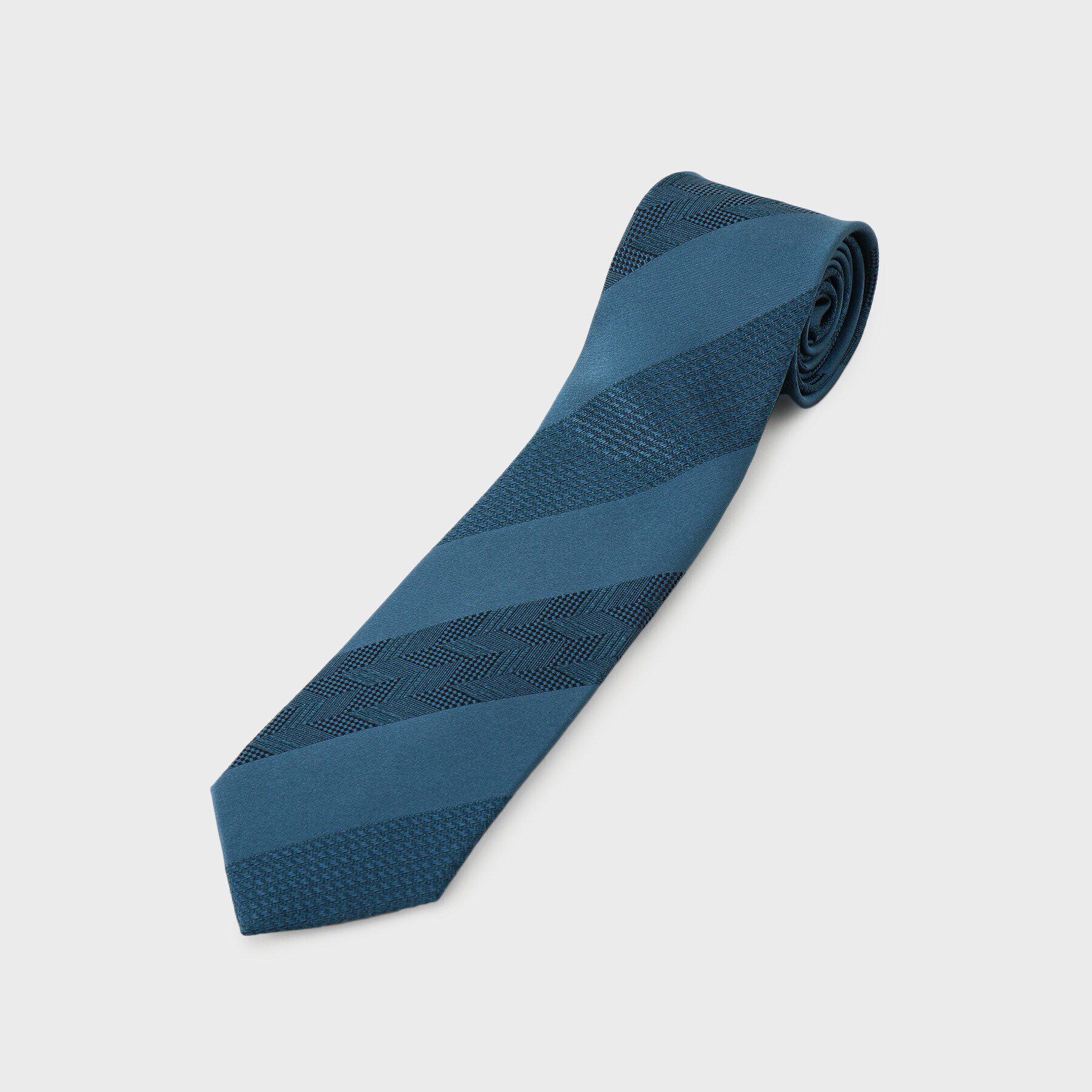 TAKEO KIKUCHI「【Made in JAPAN】矢絣（やがすり）フィラメントシルク ネクタイ」|ネクタイ・蝶ネクタイ|