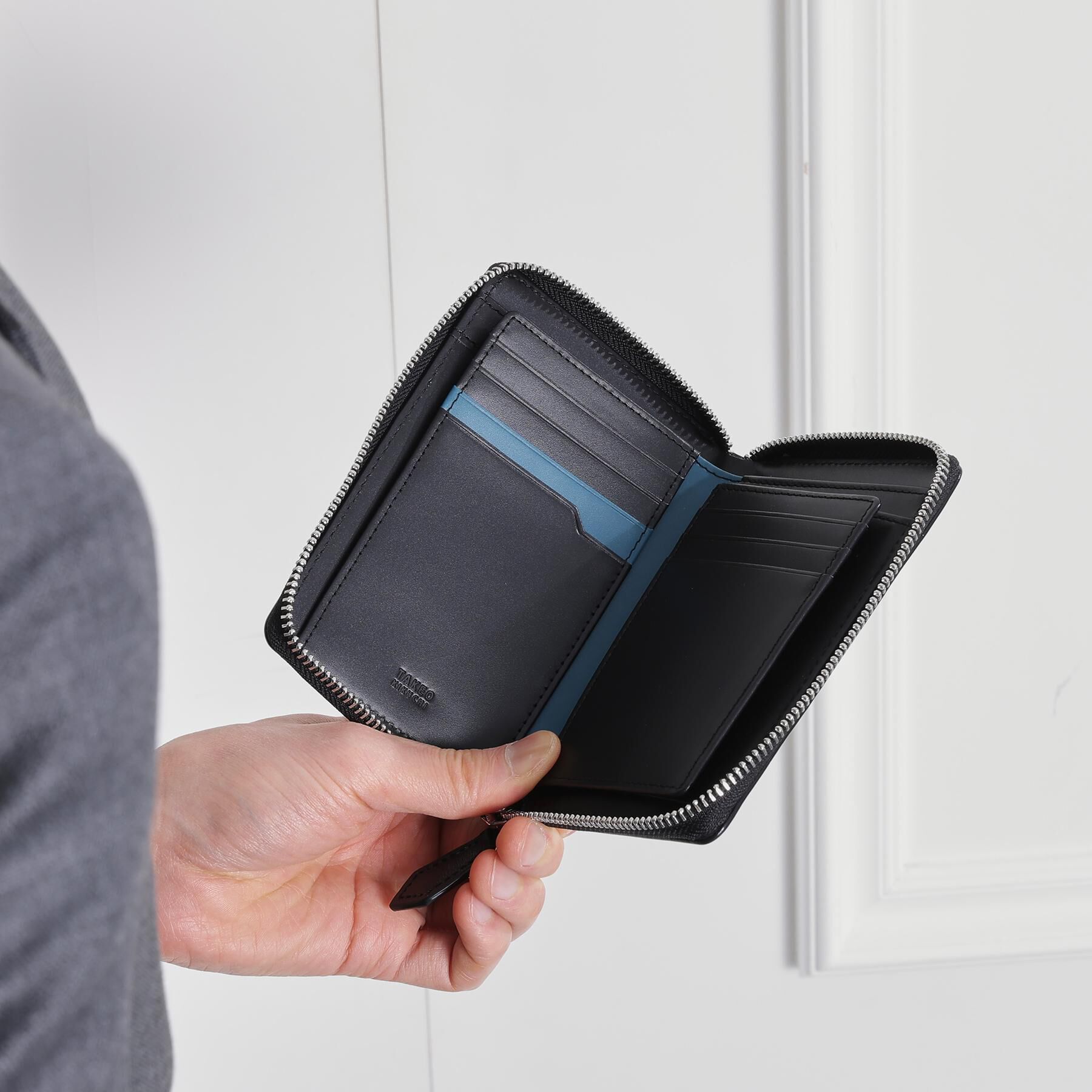 TAKEO KIKUCHI「【リップルグレイン】3方ラウンドコンパクトスリム財布」|財布|