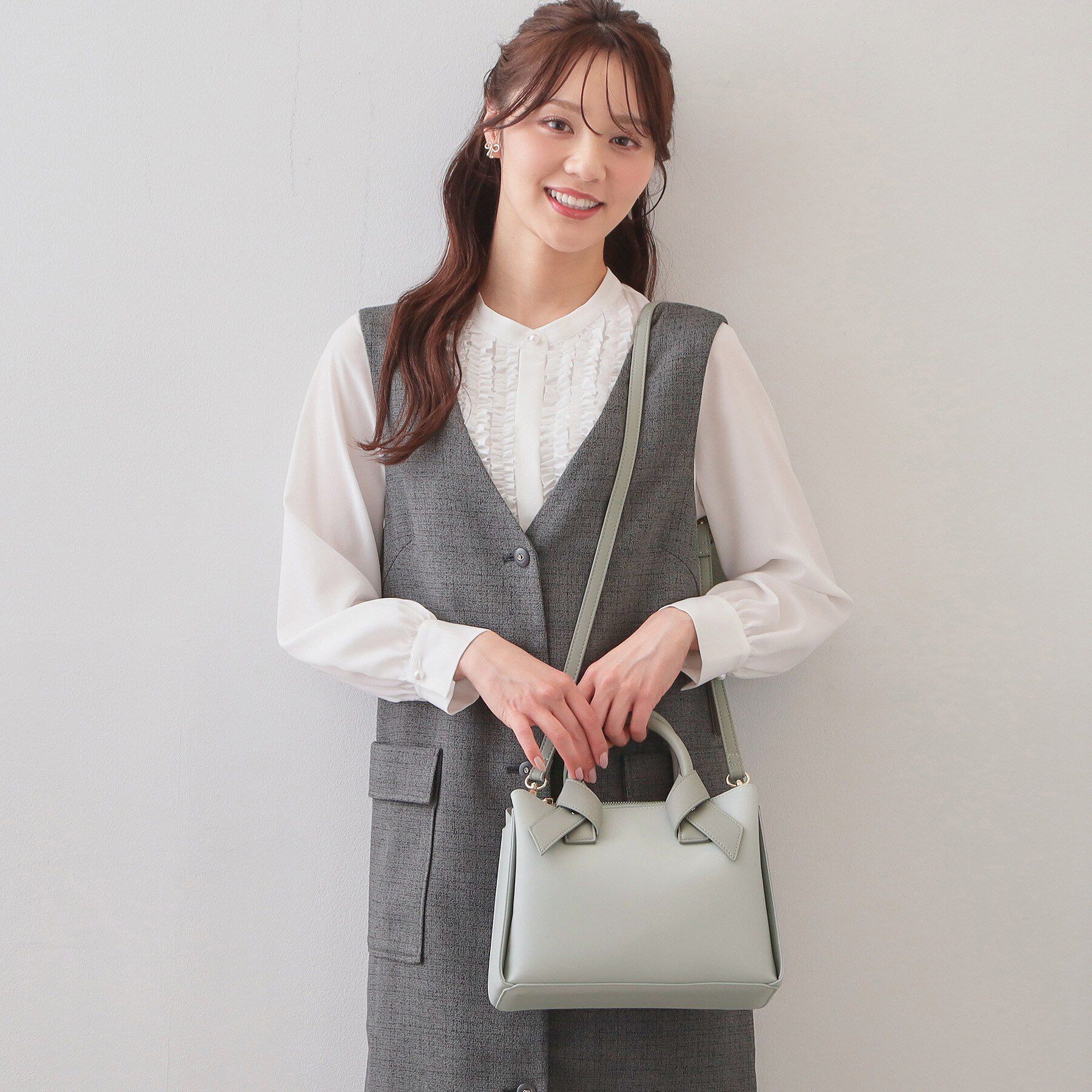 index「2WAYバイカラーリボンハンドル合皮ミドルトートバッグ」|トートバッグ|ライトグレー(511