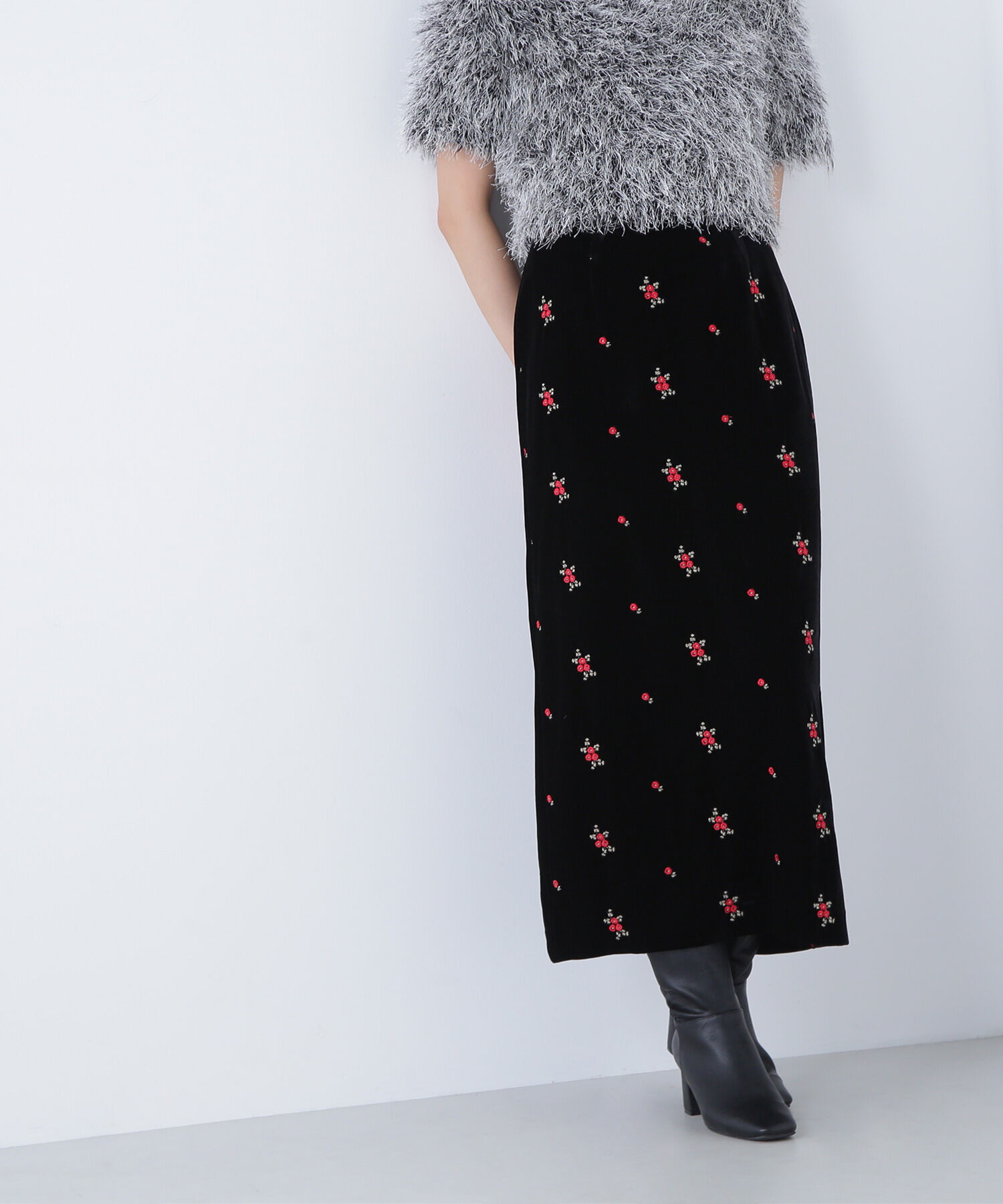  「フラワー刺繍ベロアスカート」|スカート|