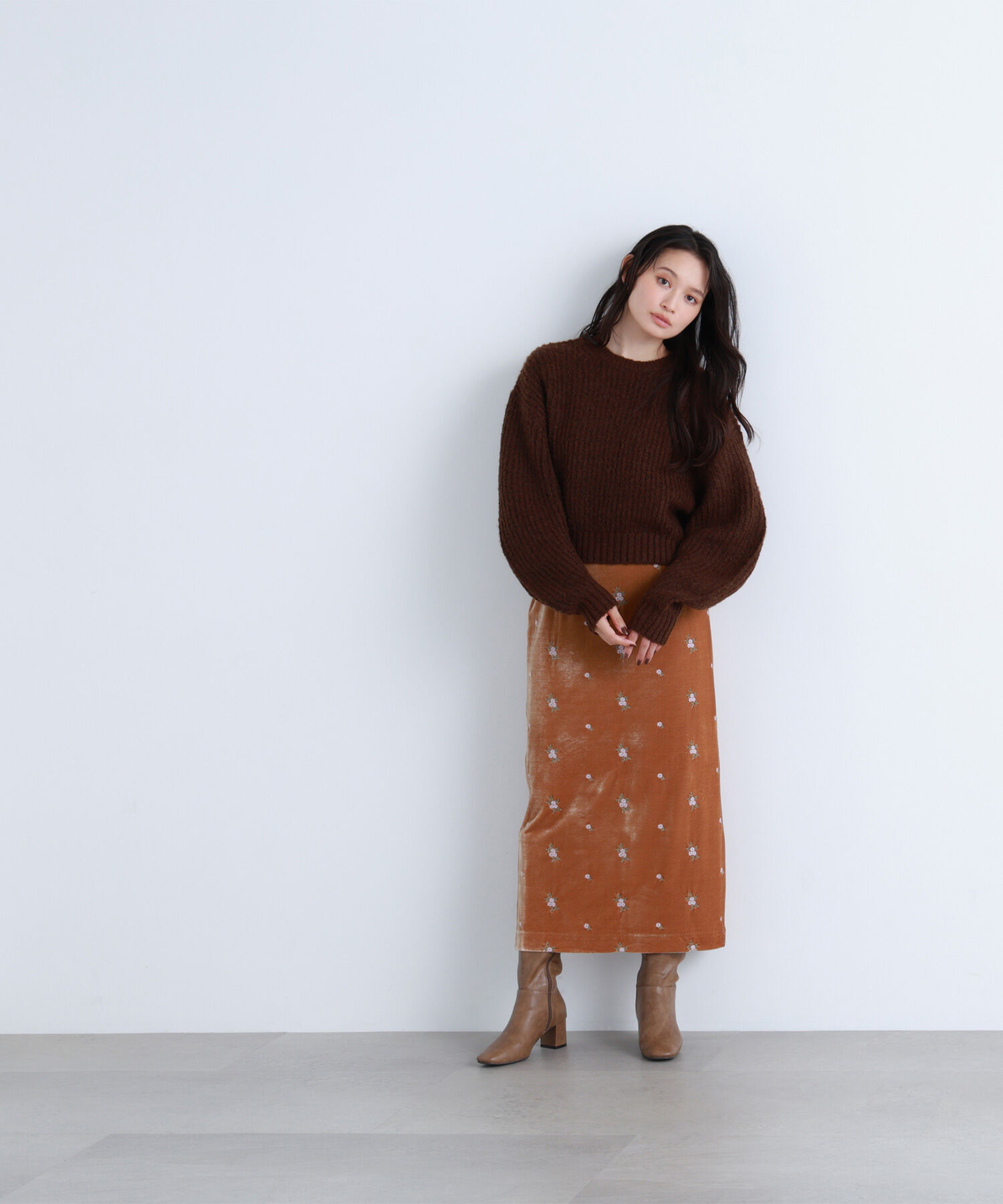  「フラワー刺繍ベロアスカート」|スカート|