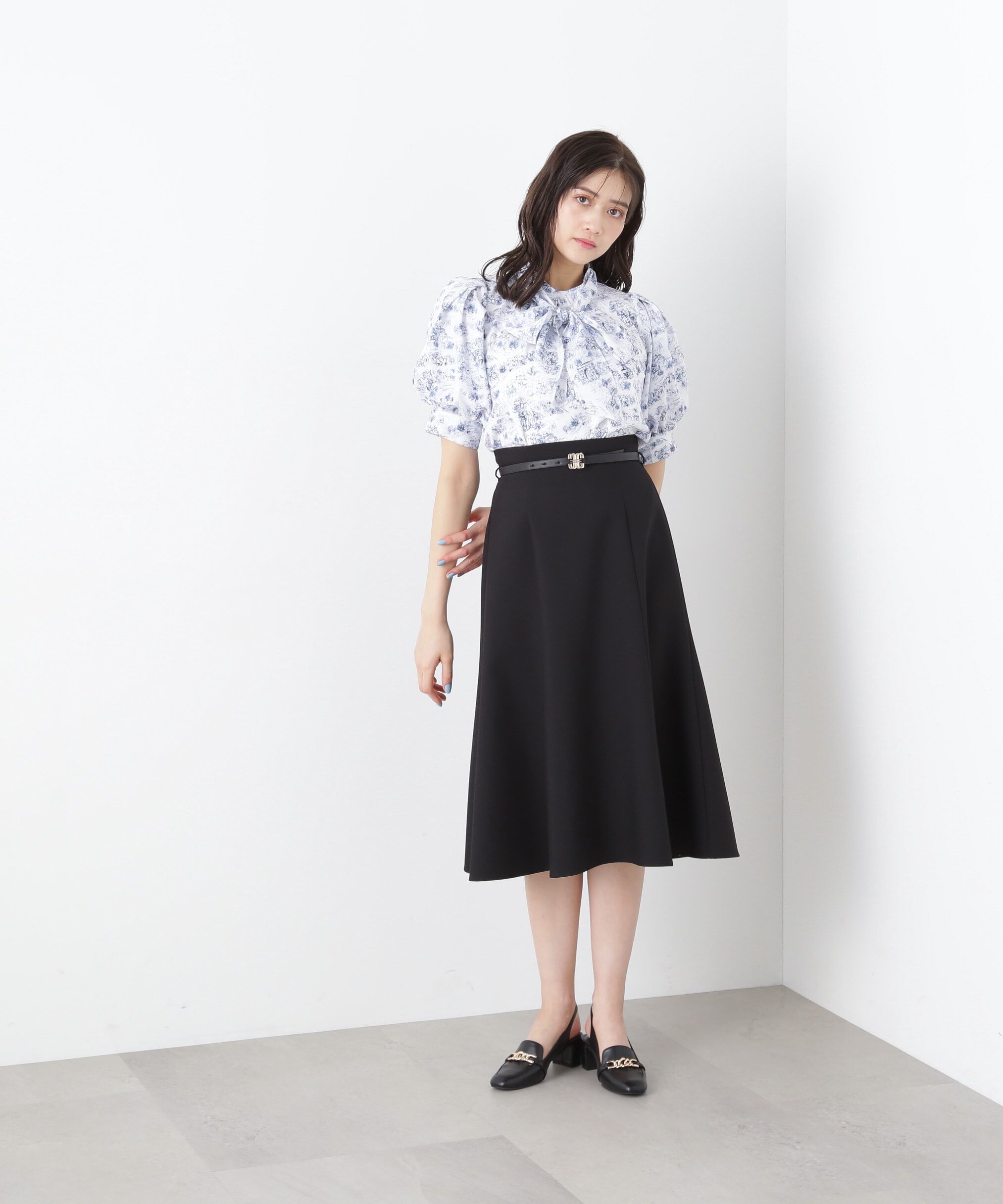  「ベルトツキセミフレアスカート」|スカート|