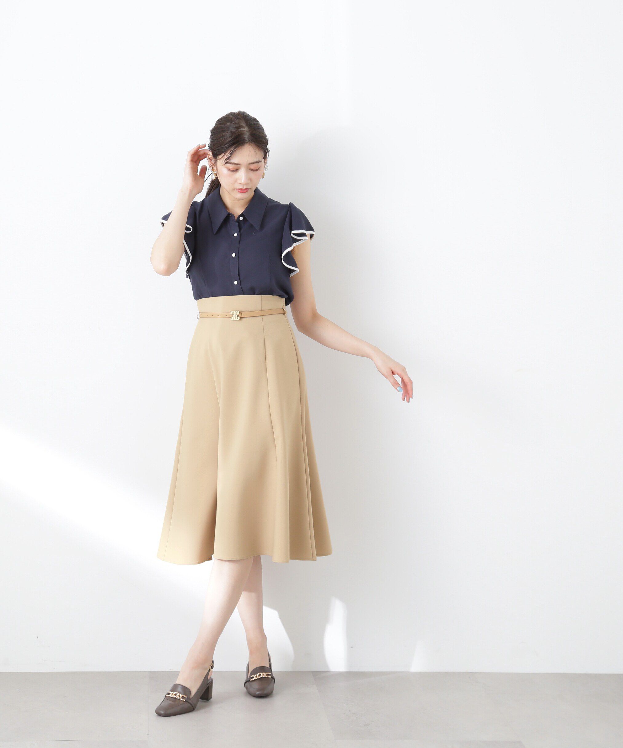  「ベルトツキセミフレアスカート」|スカート|