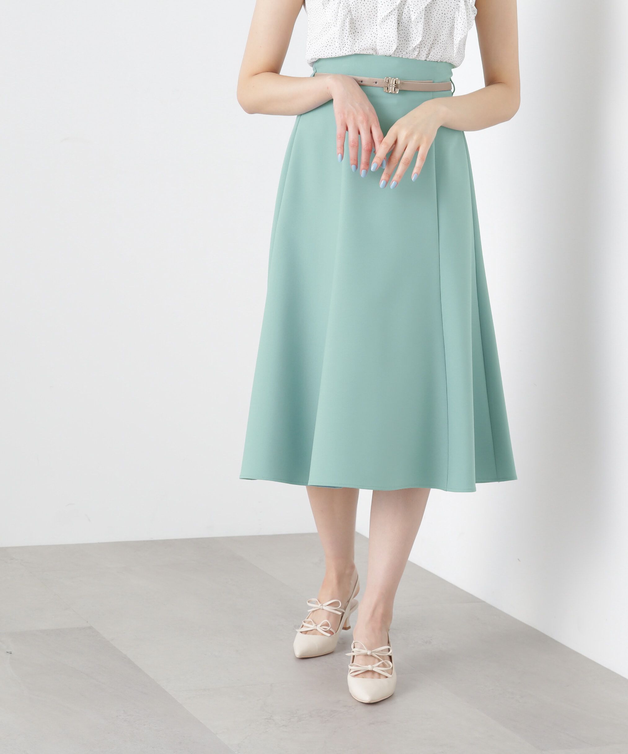  「ベルトツキセミフレアスカート」|スカート|