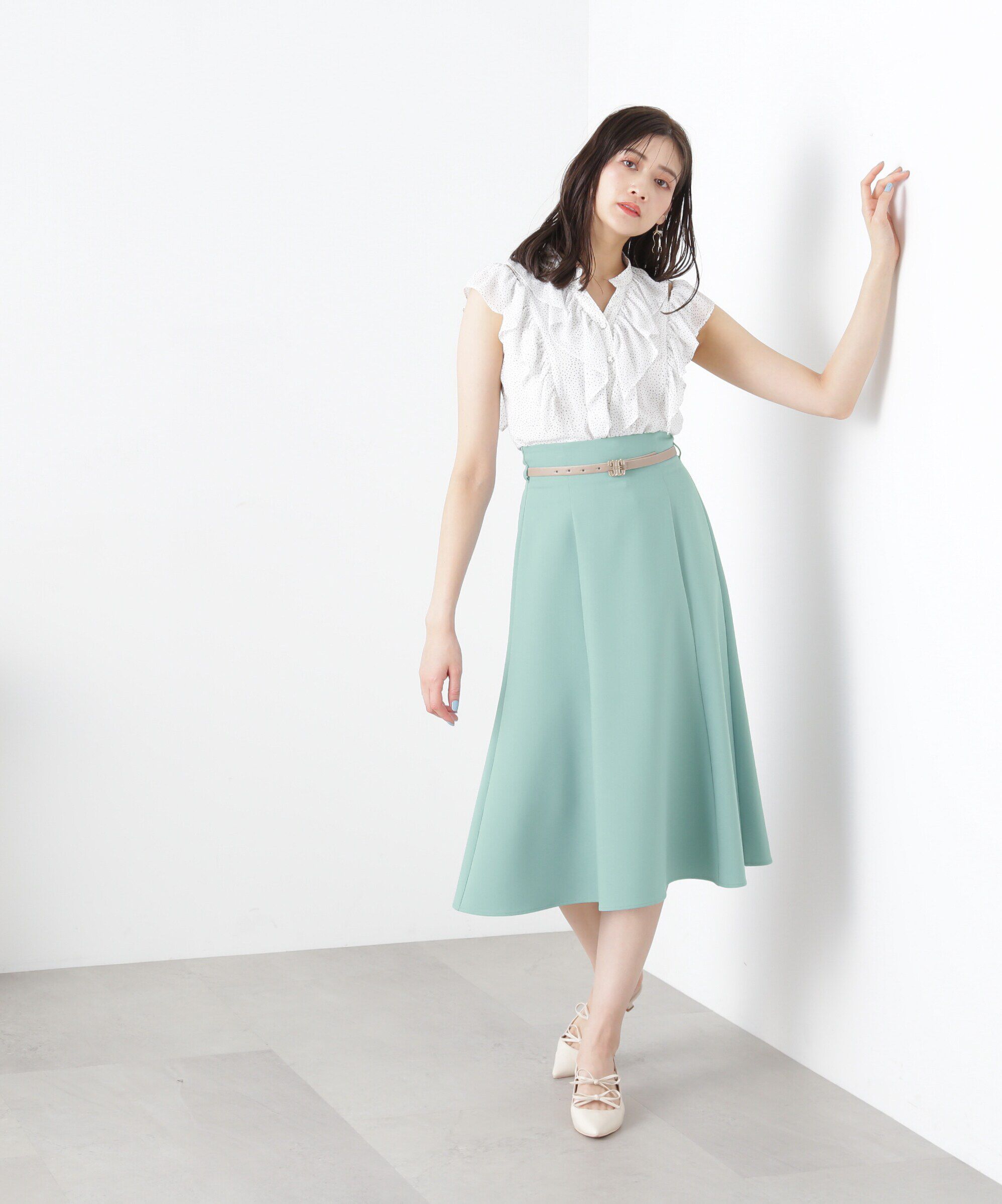  「ベルトツキセミフレアスカート」|スカート|