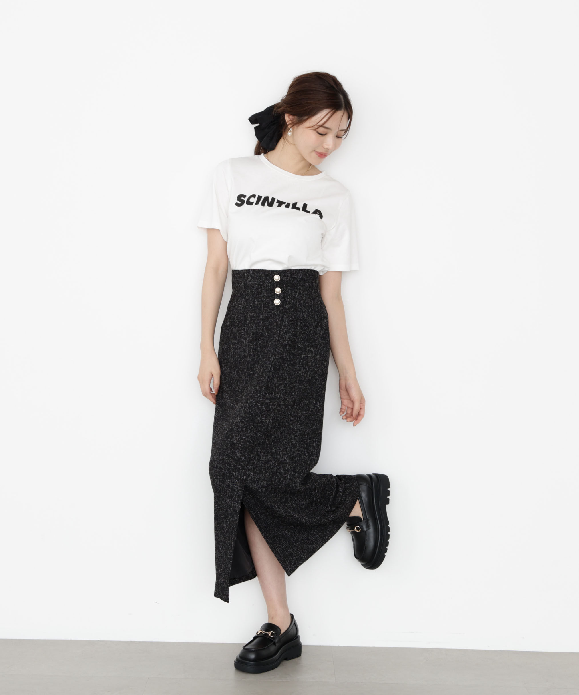 PROPORTION BODY DRESSING「アシメ釦ナロースカート 25AW」|スカート|