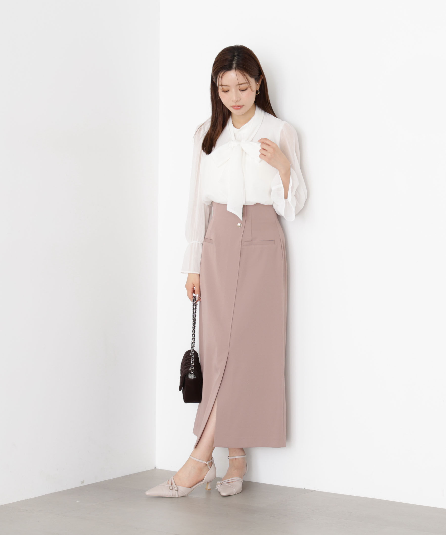 PROPORTION BODY DRESSING「アシメ釦ナロースカート 25AW」|スカート|