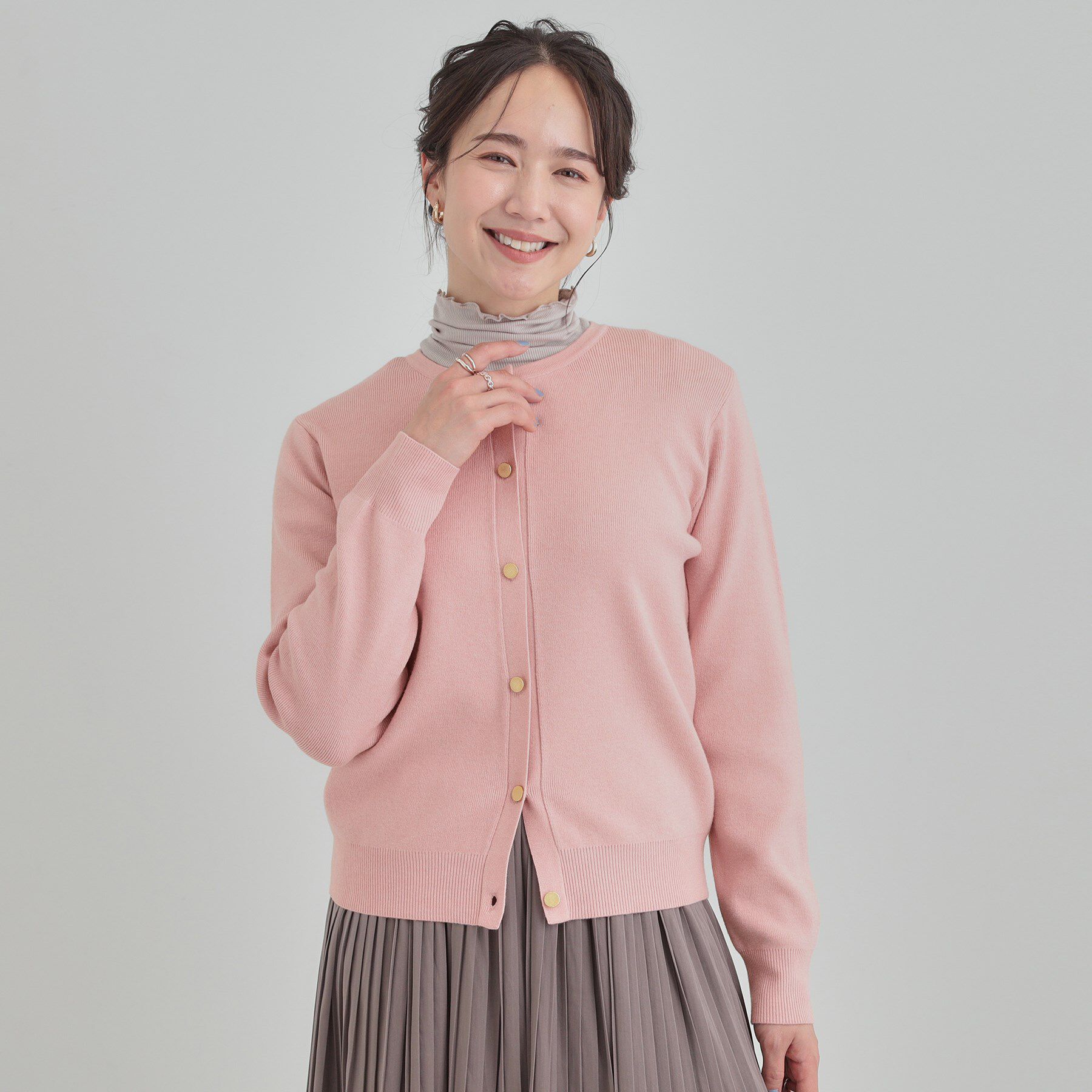 SHOO･LA･RUE「【洗濯機可/S-LL】すっきり見えでやわらかタッチな クルーネックカーディガン」|カーディガン|