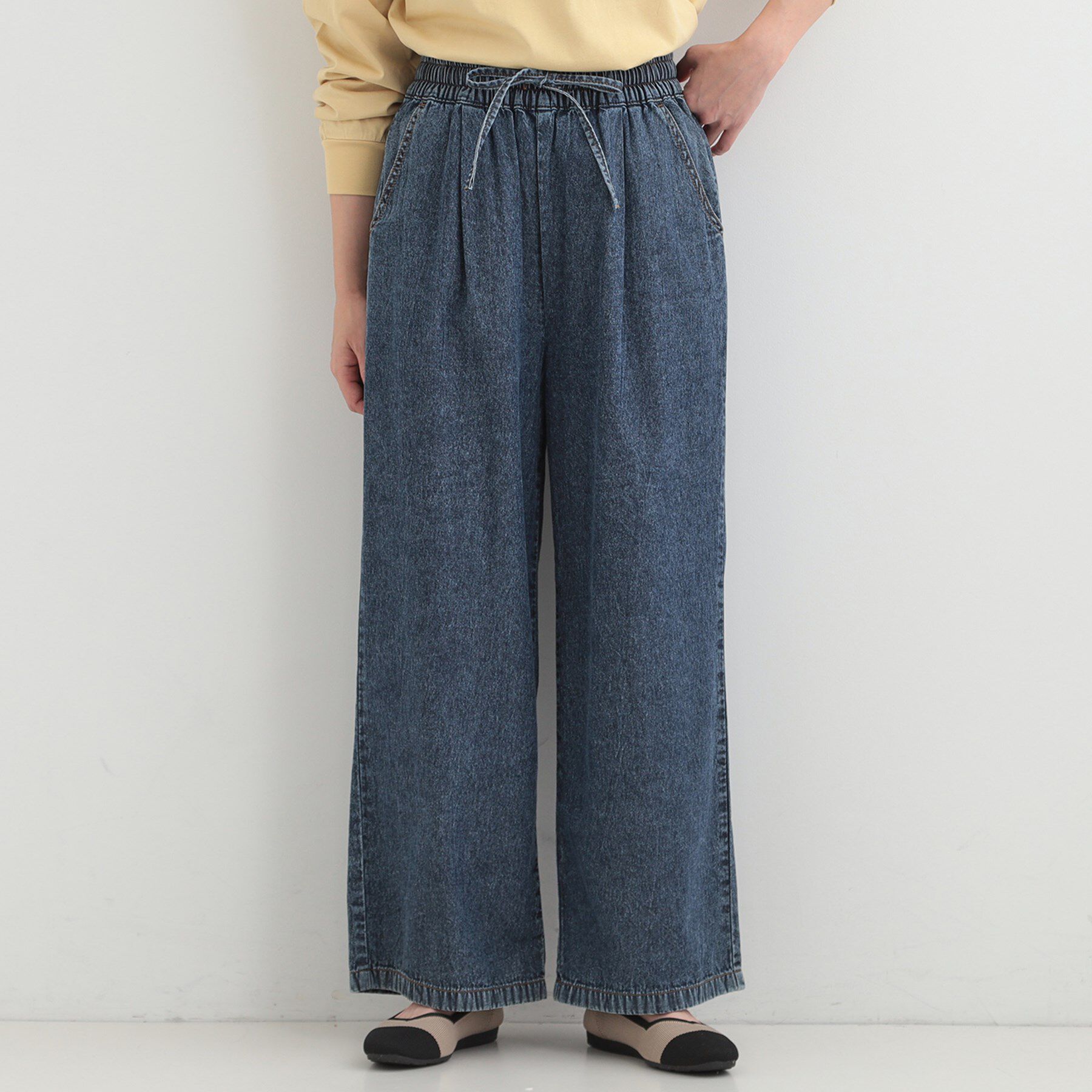 SHOO･LA･RUE「【ライトオンスデニム/着丈選べる】らくらくデニムイージーワイドパンツ」|デニム|