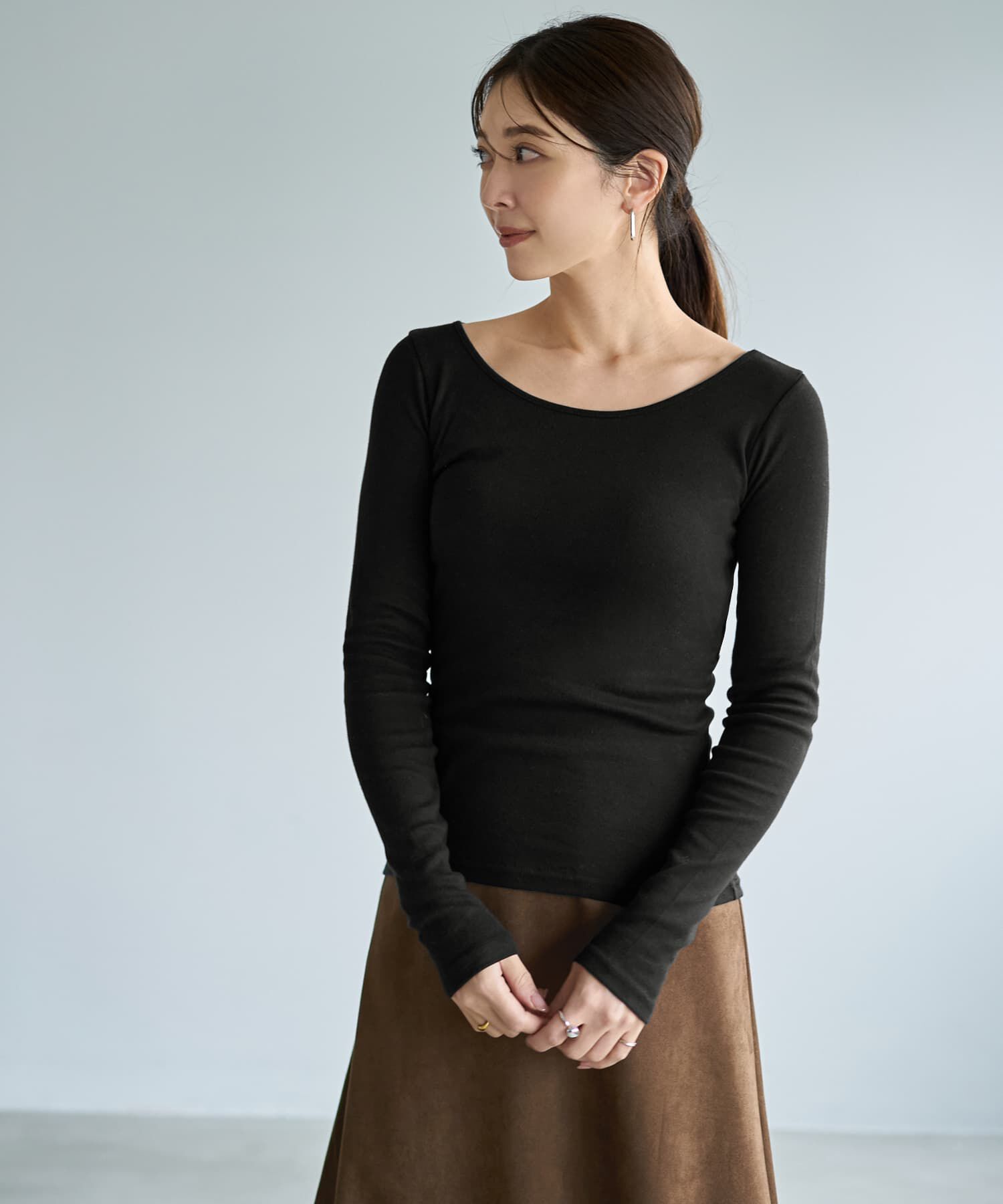 STYLE DELI「◆敏感肌対策◆中に着る綿100デコルテ開きカットソー」|Tシャツ・カットソー|ブラック