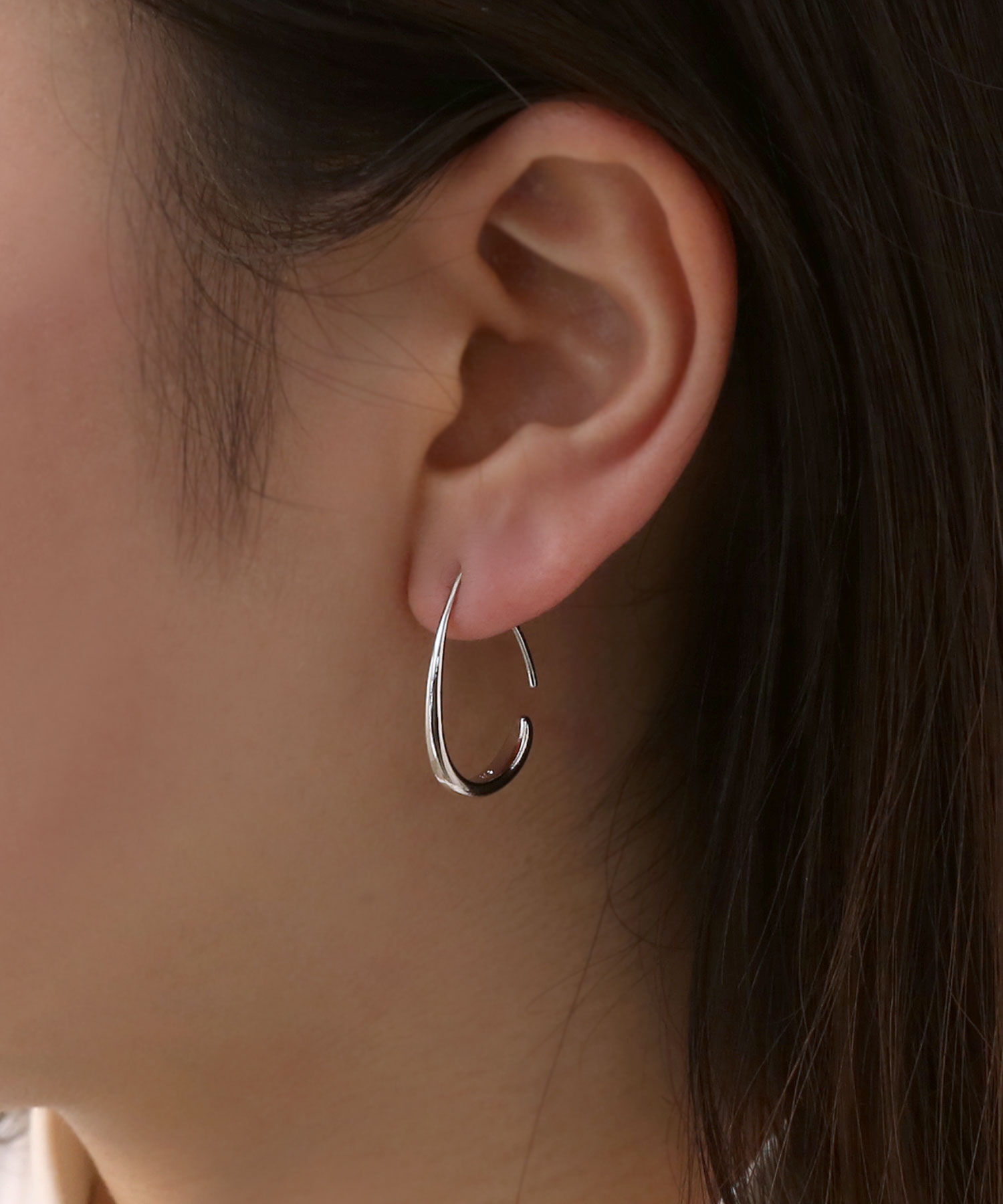 colleca la「[silver925]ドロップフックピアス〈金属アレルギー対応〉」|ピアス|