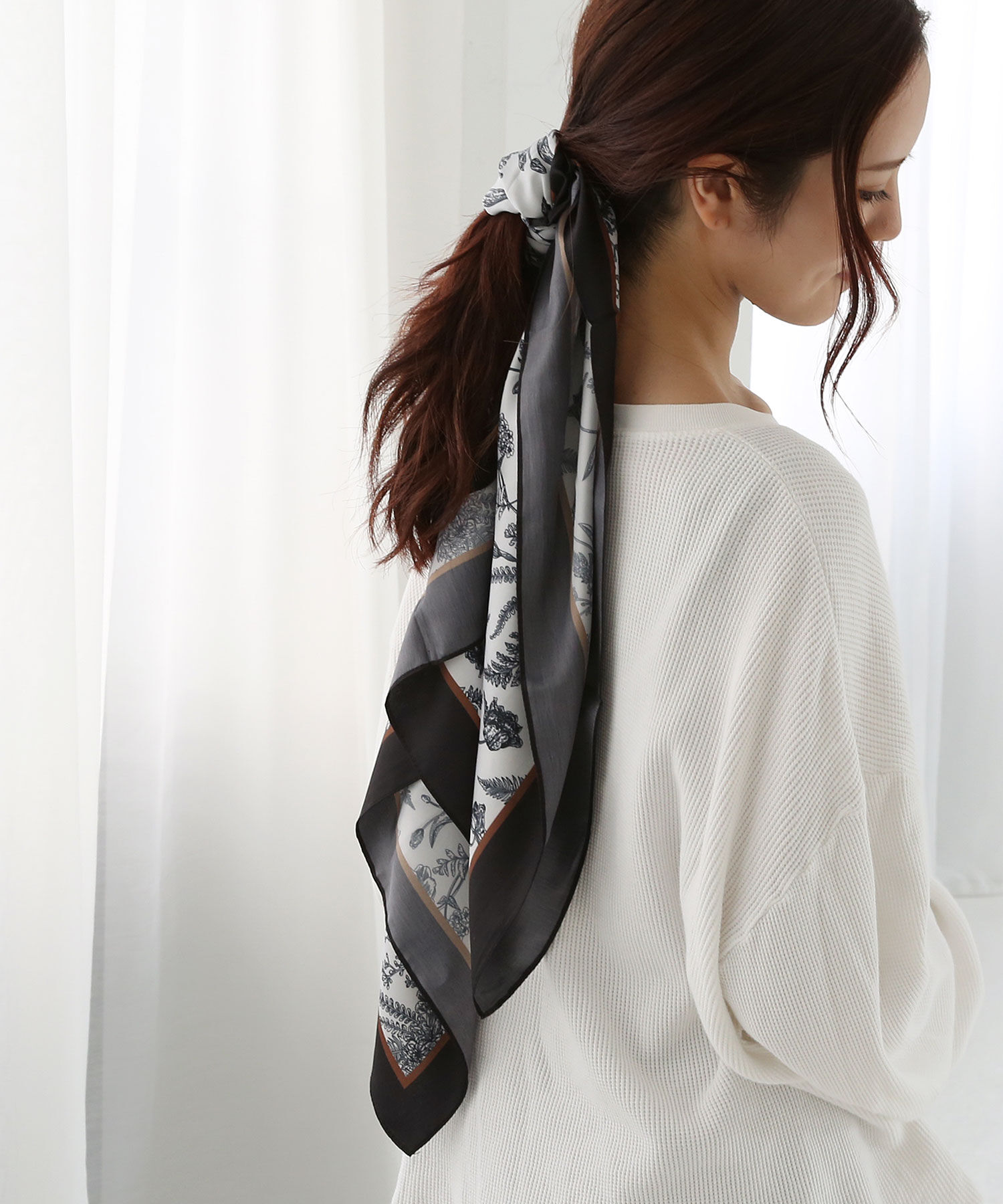  「［90cm&times;90cm］大判ツイルプリントスカーフ」|バンダナ・スカーフ|