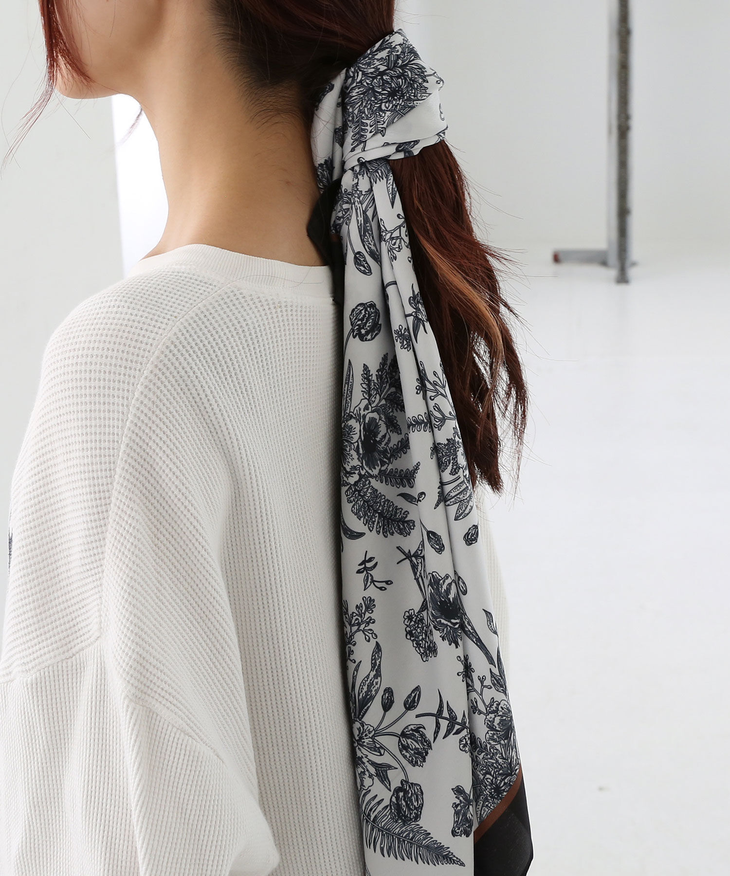  「［90cm&times;90cm］大判ツイルプリントスカーフ」|バンダナ・スカーフ|