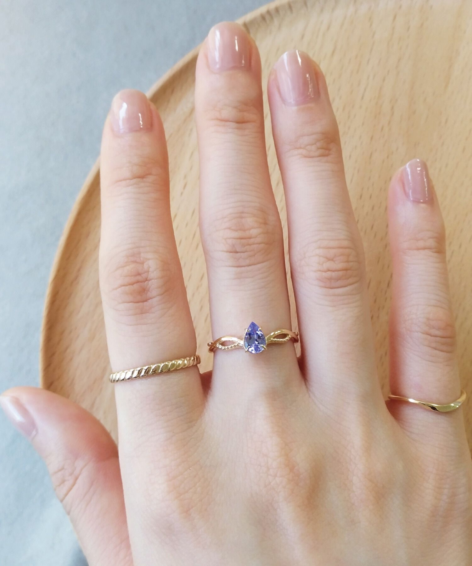 NOIR DE POUPEE「K10 タンザナイトPS クロスライン リング」|リング|