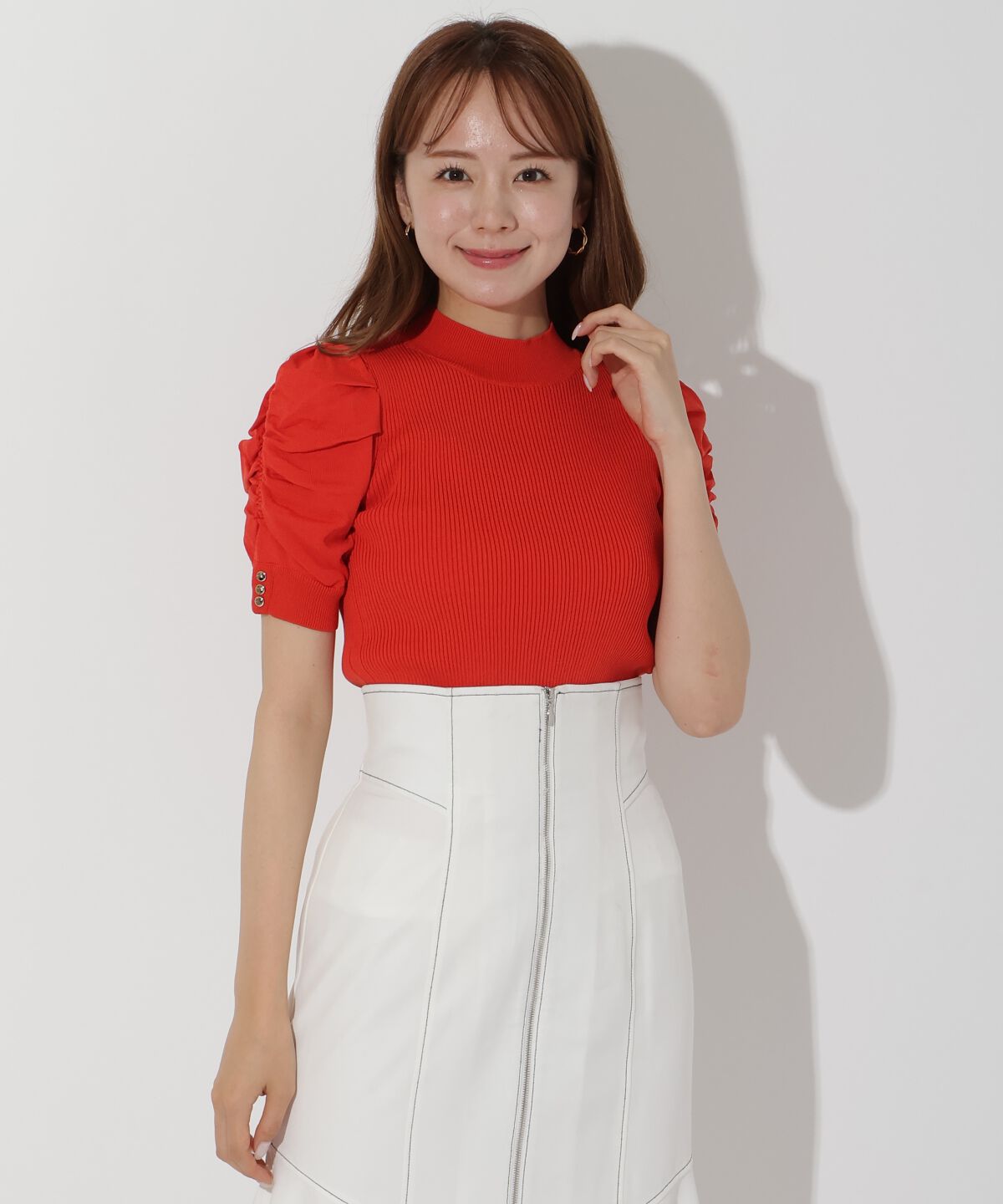 アンドクチュール「袖ギャザーボウタイ付き半袖ニットプルオーバー」|ニット・セーター|